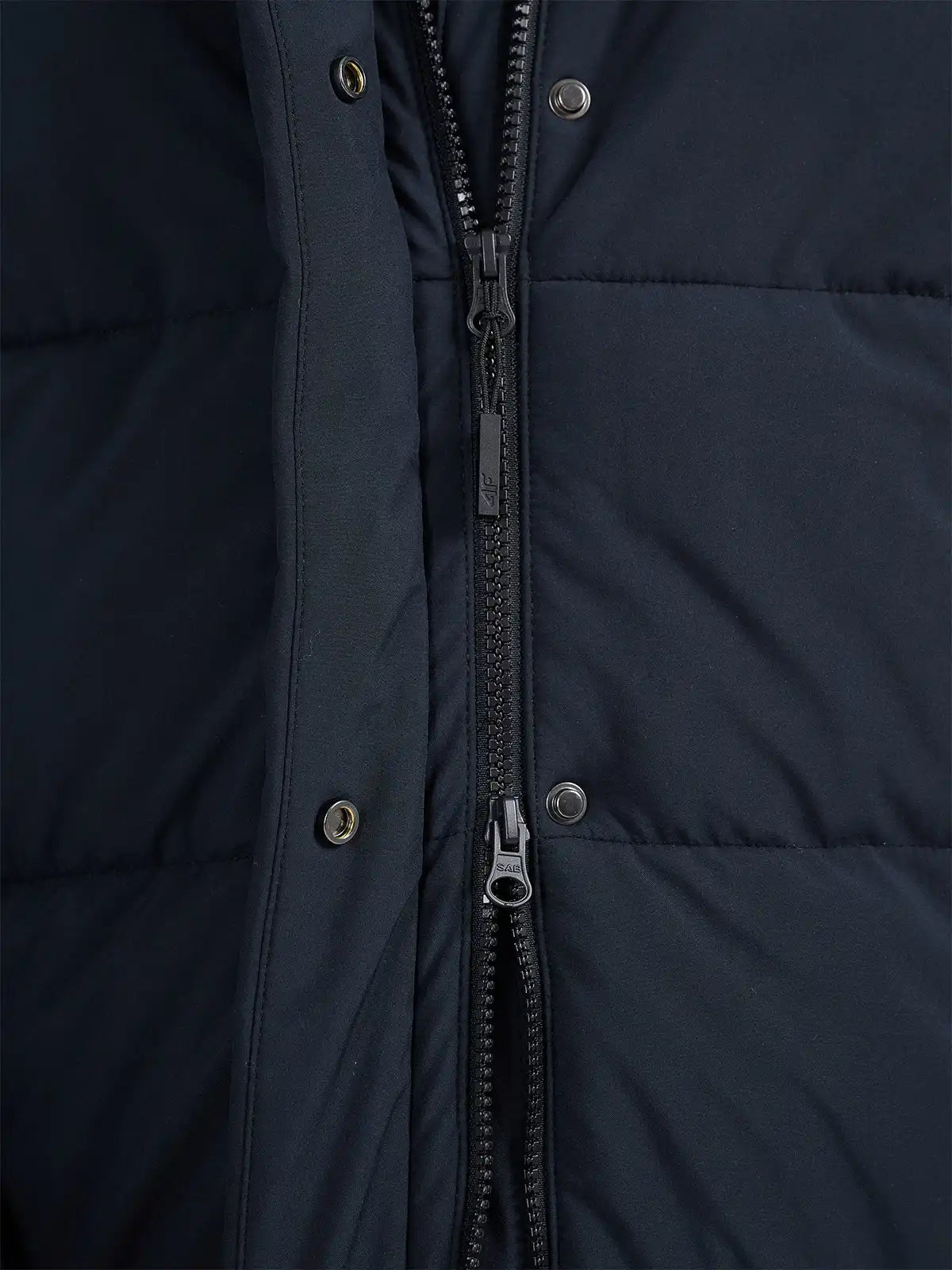 Jacheta de puf pentru femei cu glugă  4F F587 4FWAW25TDJAF587 deep black