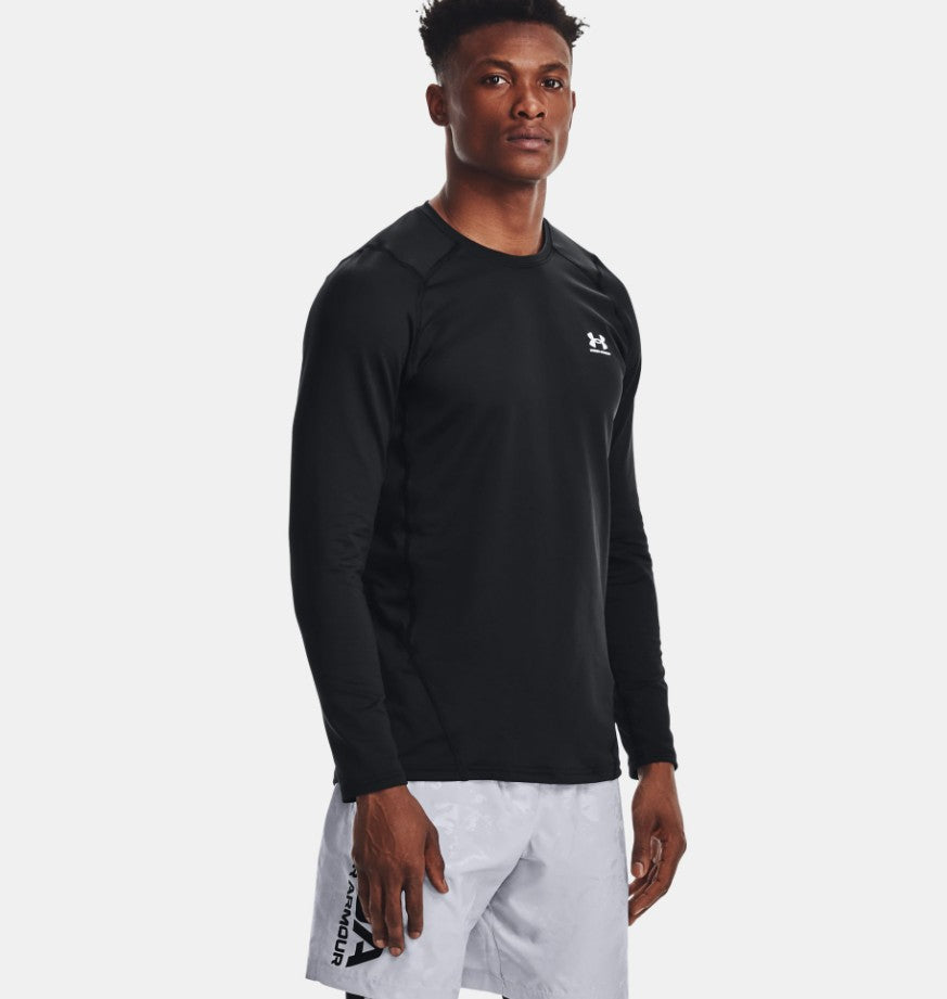Лонгслив UnderArmour ua cg armour fitted crew-blk 1366068-001
