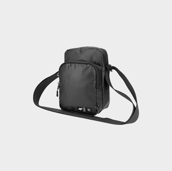 Сумка 4F pouch u046 4faw23apouu046 black one size