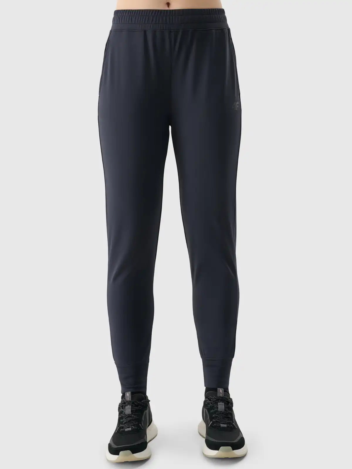 Женские спортивные штаны 4F F0789 4FRSS25TFTRF0789 deep black