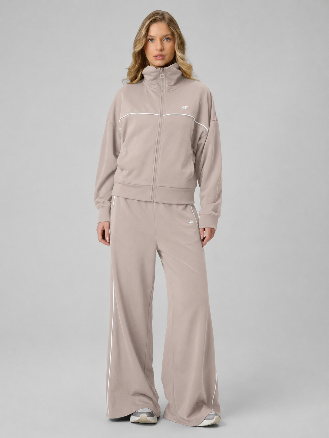 Женский батник на молнии 4F F2174 4FWSS26TSWSF2174 beige