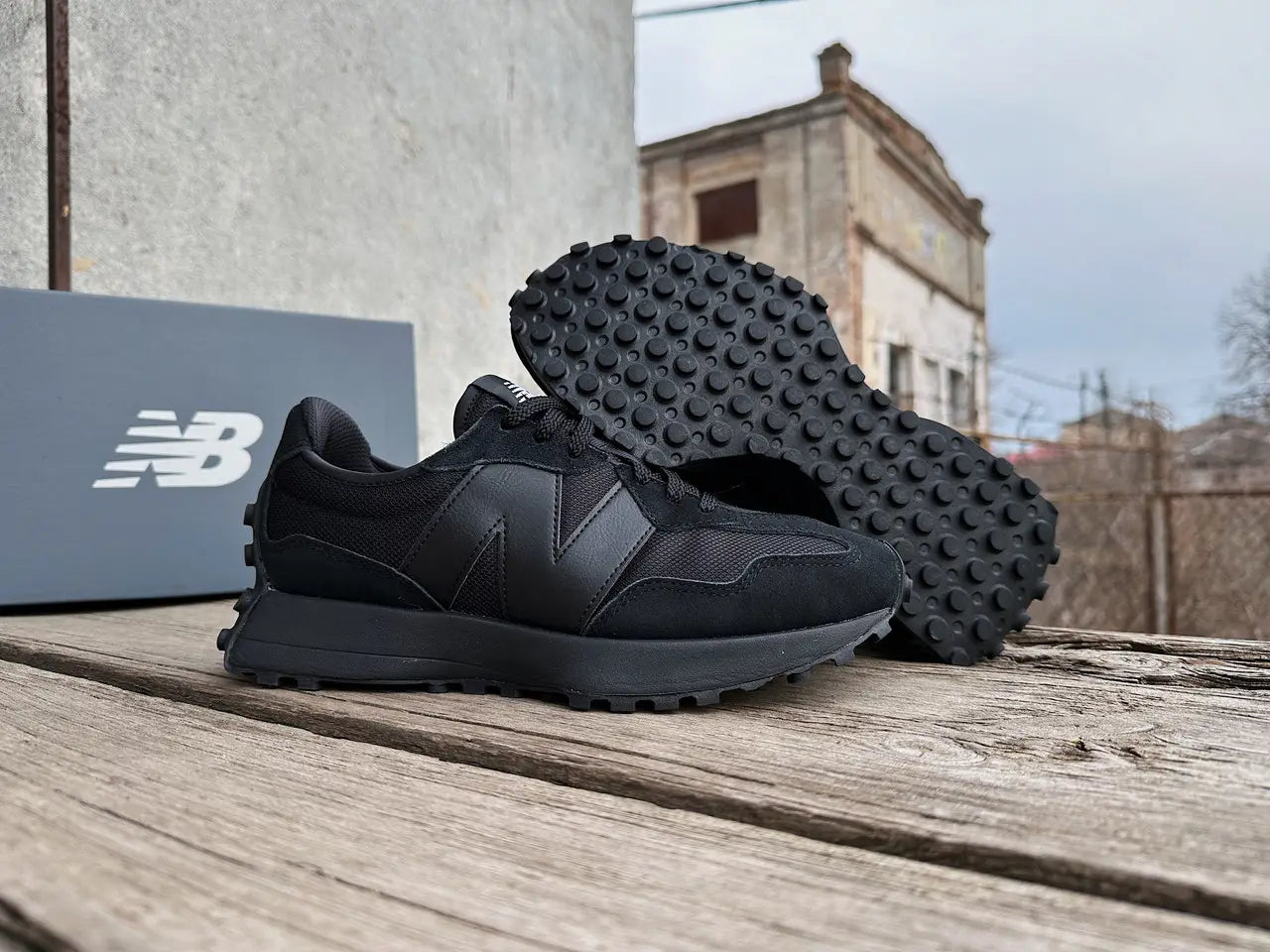 Adidași pentru bărbați New Balance lifestyle MS327CTB