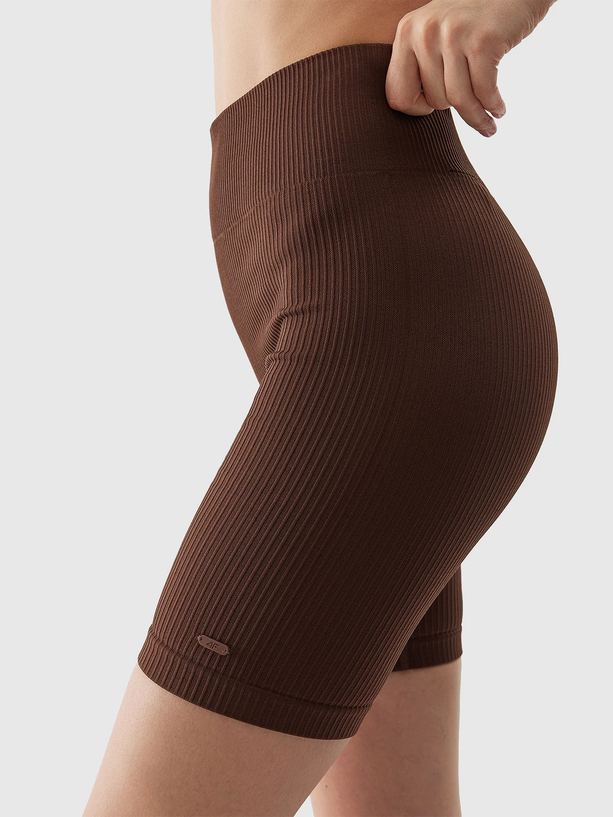 Женские шорты для йоги 4F F498 4FWSS24TFSHF498 Brown