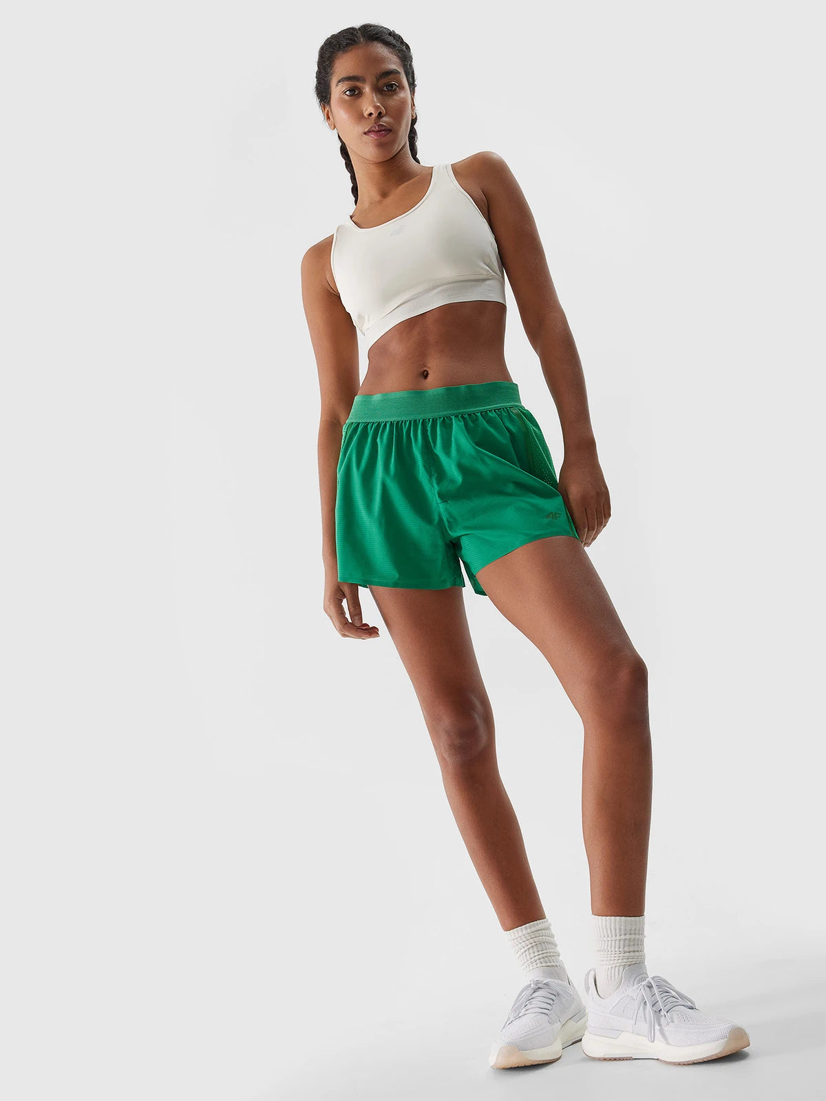 Pantaloni scurți de alergare pentru femei 4F F502 4FWSS24TFSHF502 Green