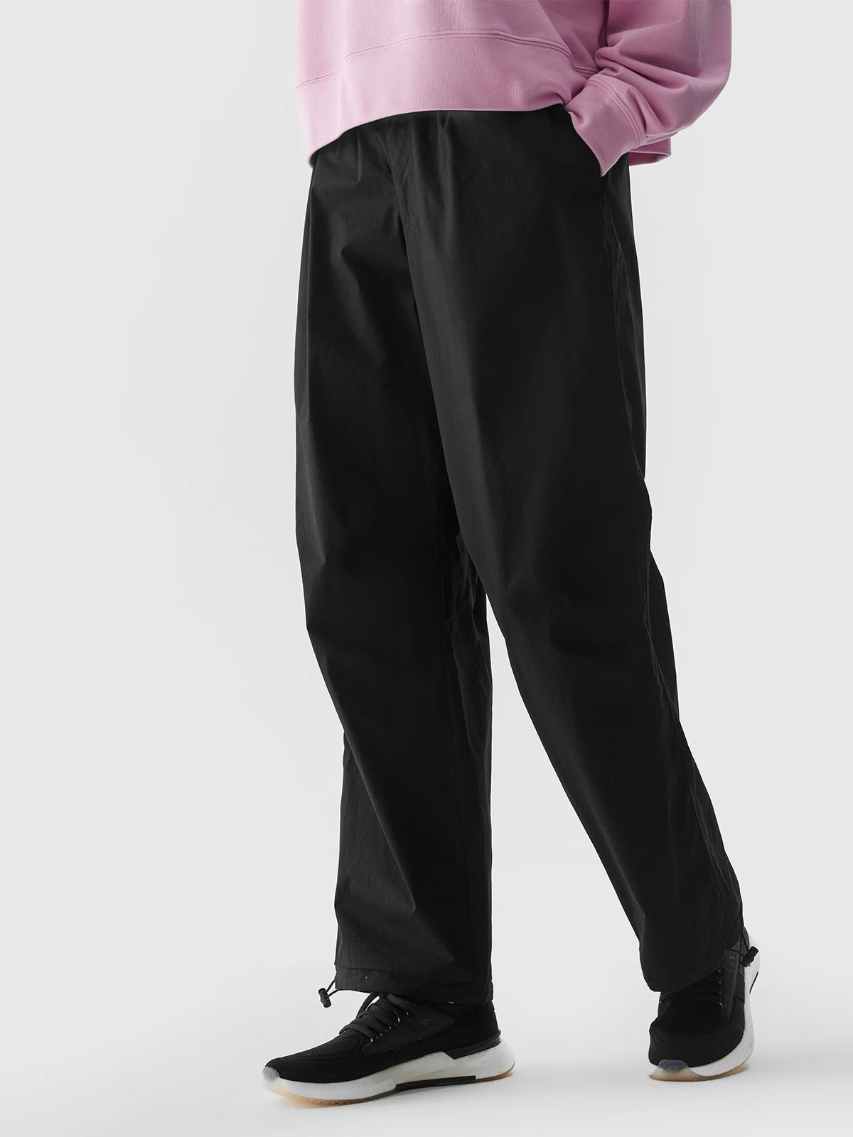 Женские спортивные штаны 4F F643 4FWSS24TTROF643 Black