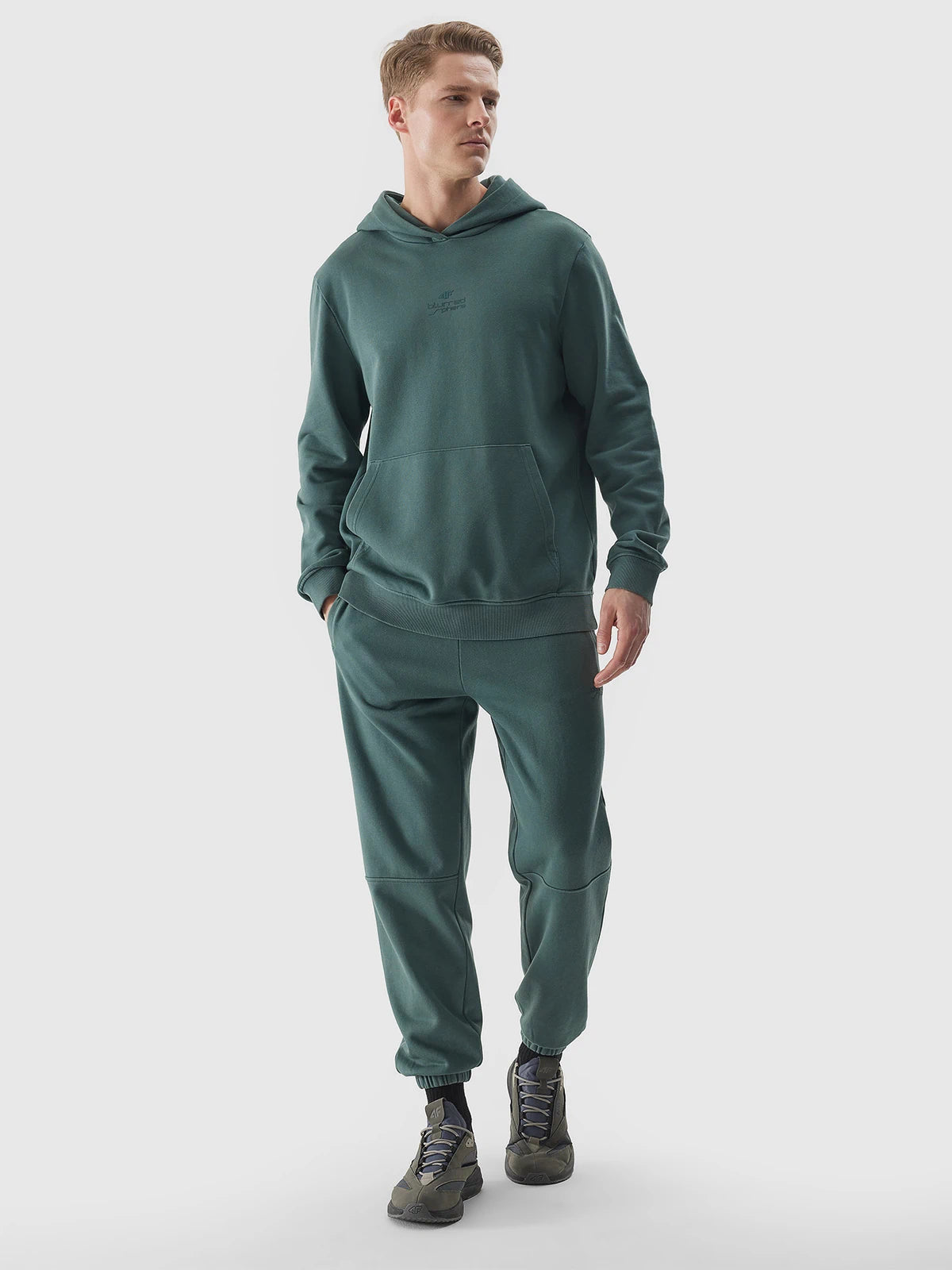 Joggeri de sport pentru bărbați 4F 4F M653 4FWSS24TTROM653 Olive