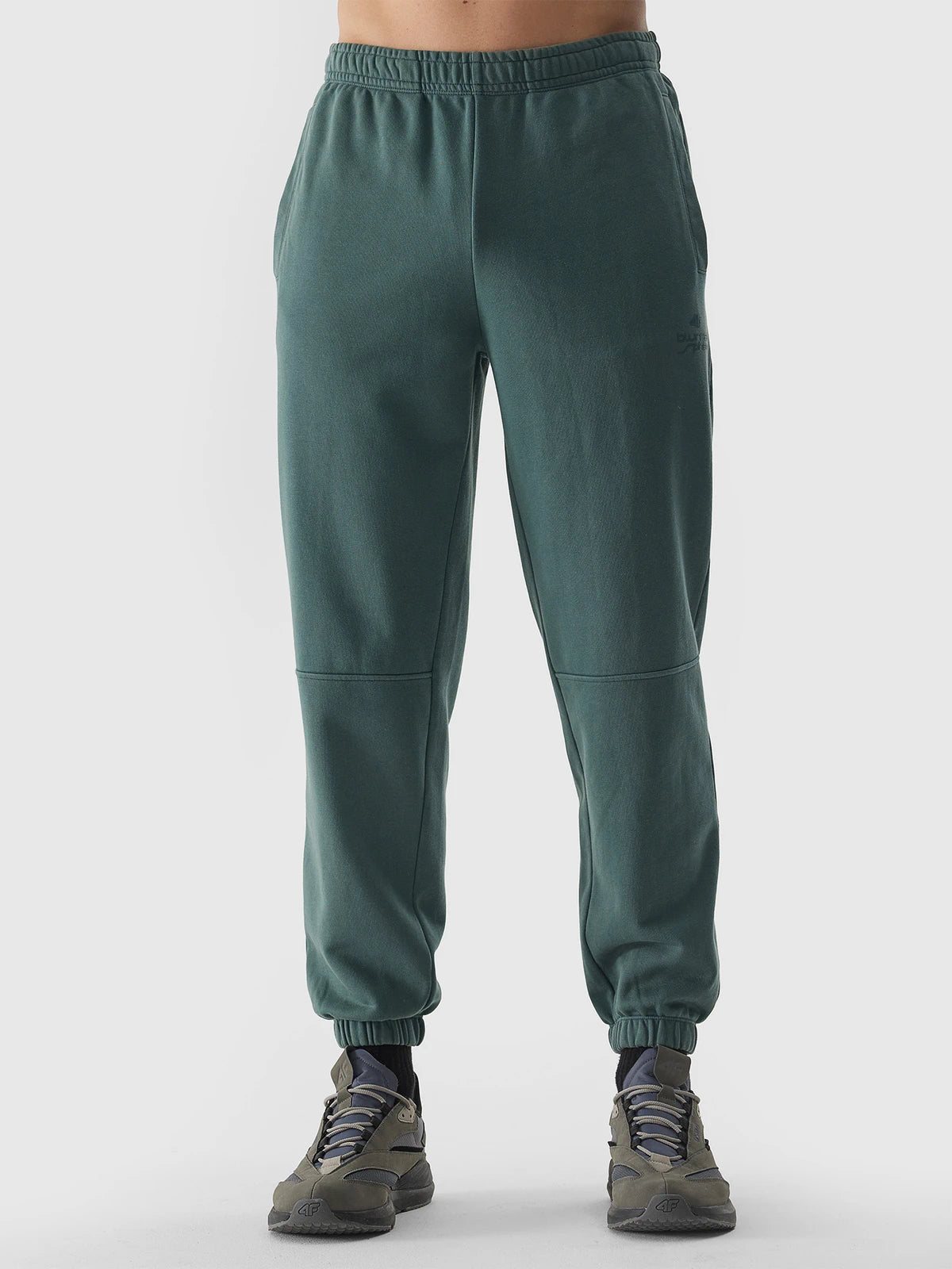 Joggeri de sport pentru bărbați 4F 4F M653 4FWSS24TTROM653 Olive