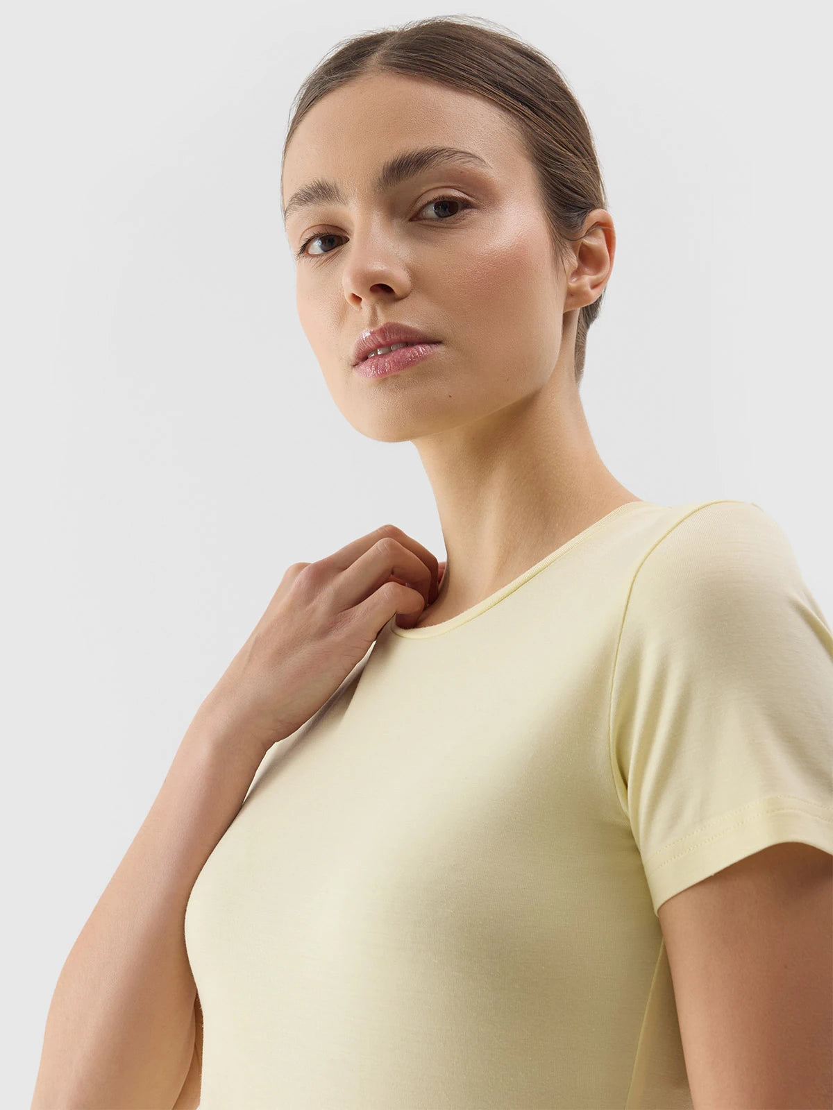 Женская футболка casual 4F F1267 4FWSS24TTSHF1267 Yellow