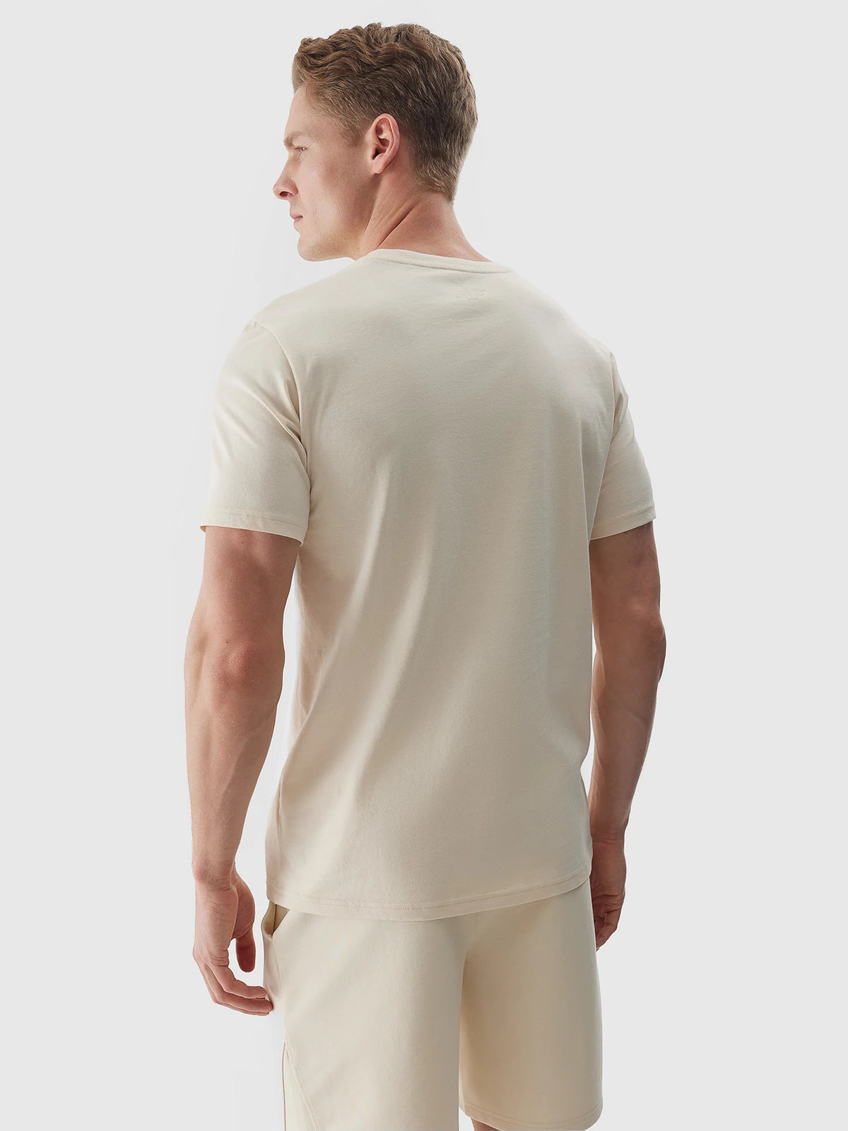 Мужская футболка casual 4F M1284 4FWSS24TTSHM1284 Beige