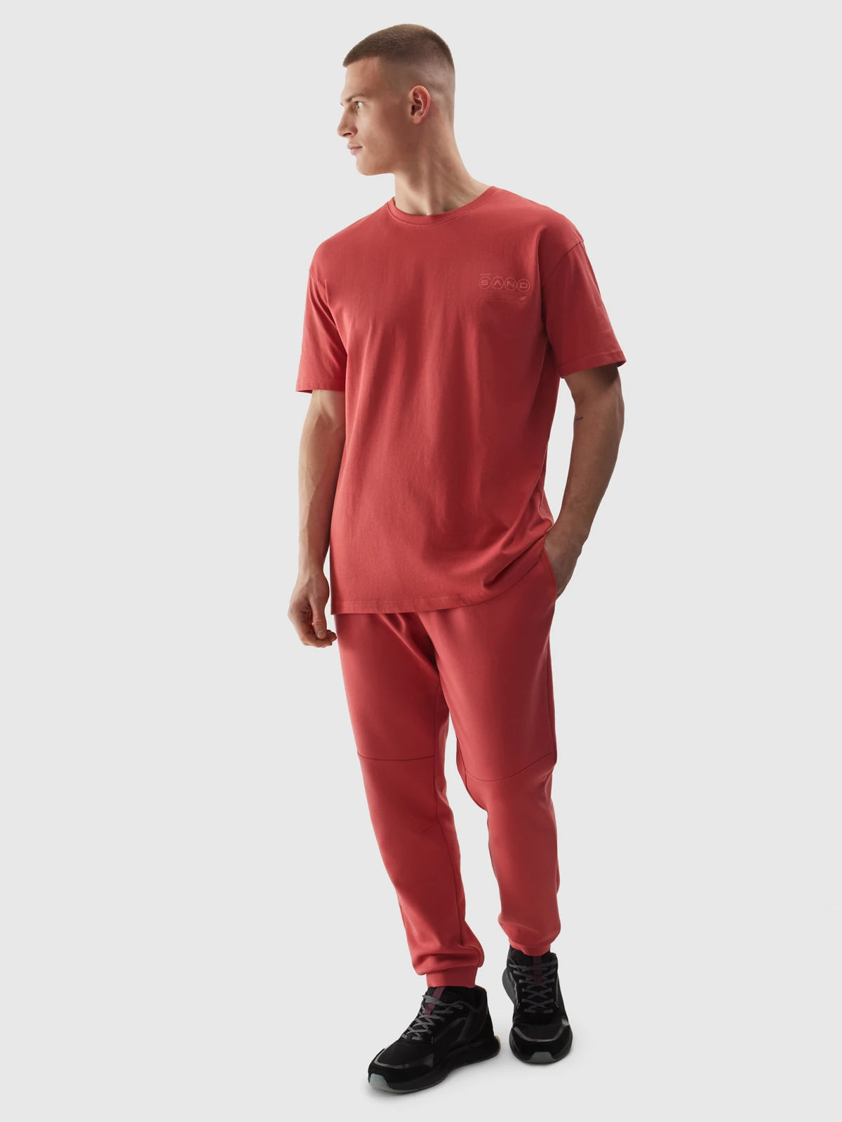 Мужская футболка casual 4F M1286 4FWSS24TTSHM1286 Coral