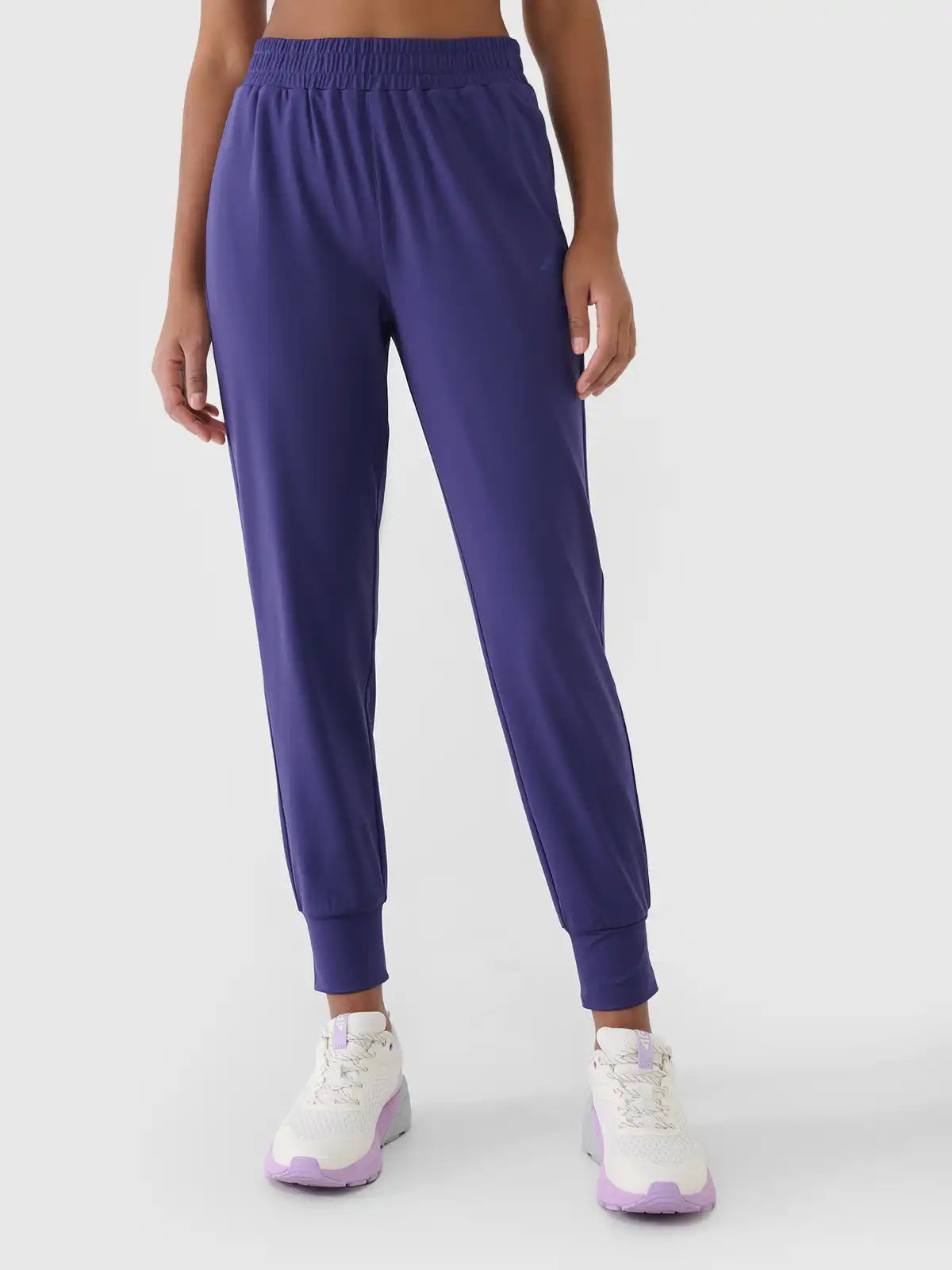Женские спортивные штаны 4F F0789 4FRSS25TFTRF0789 dark blue