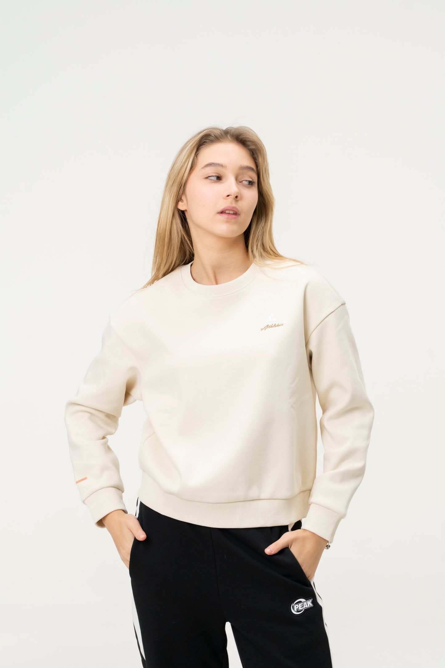 Женский джемпер Peak Casual FW6244142 beige