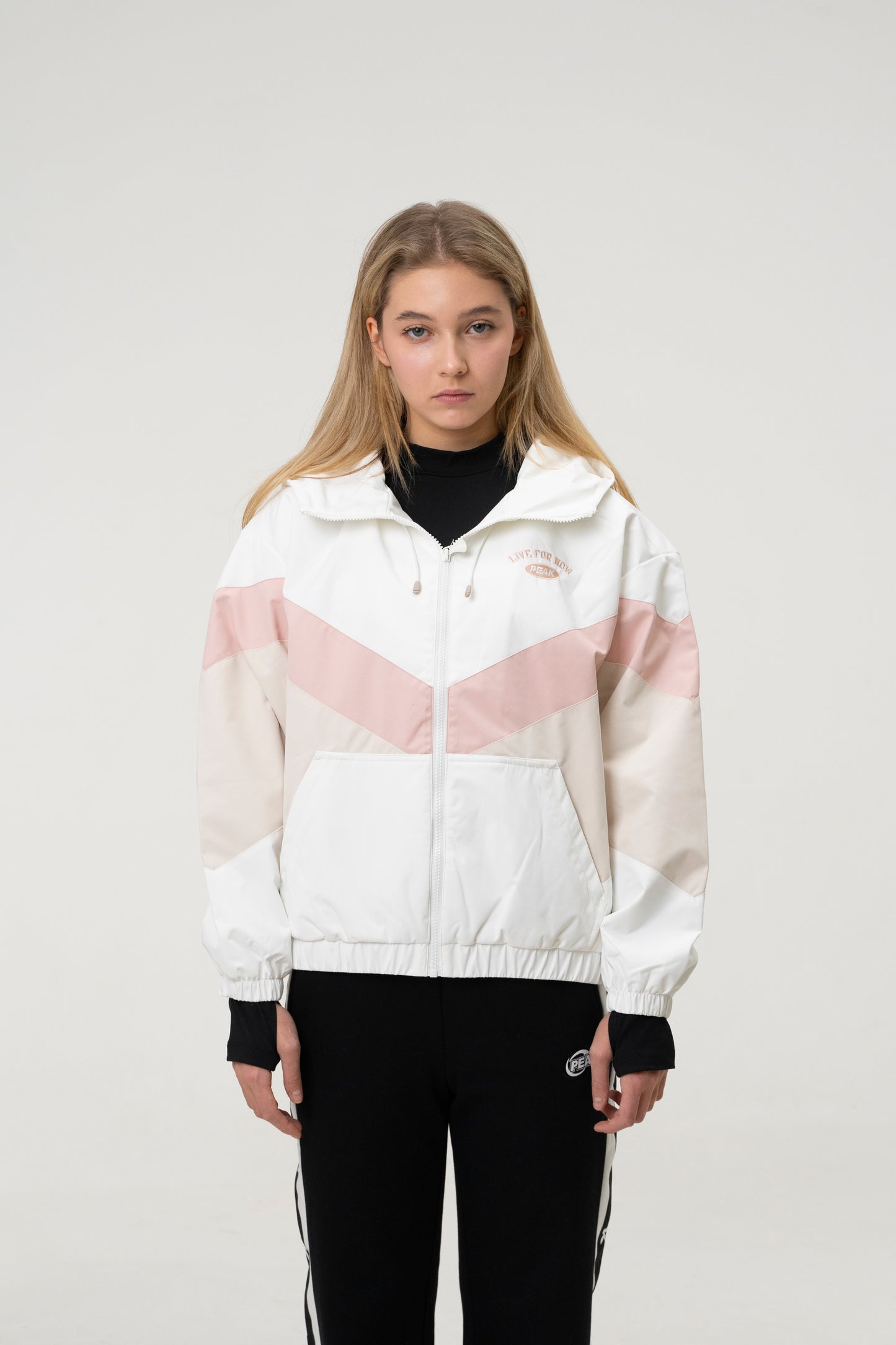 Женская куртка Peak FW2244052 raw white