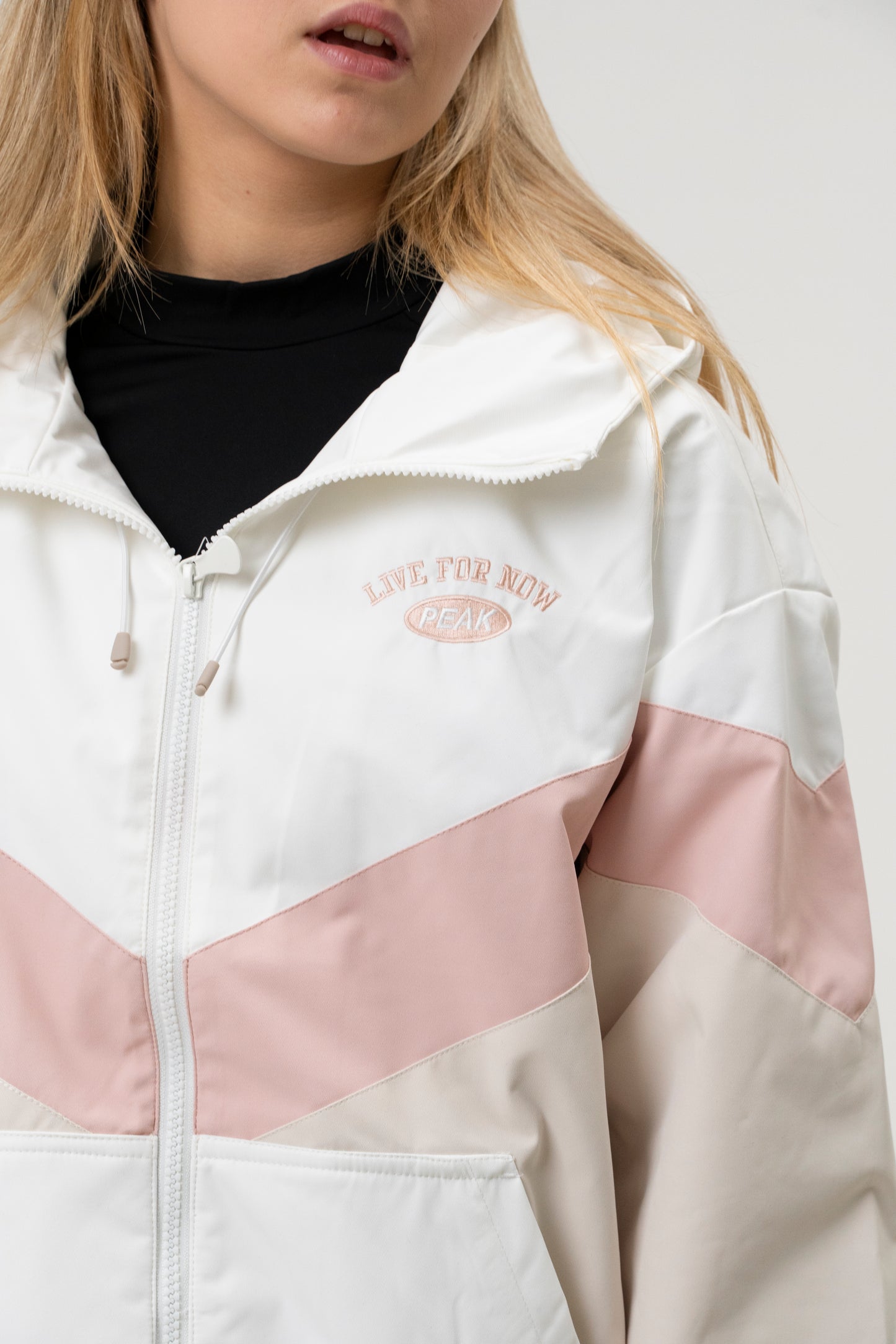 Женская куртка Peak FW2244052 raw white