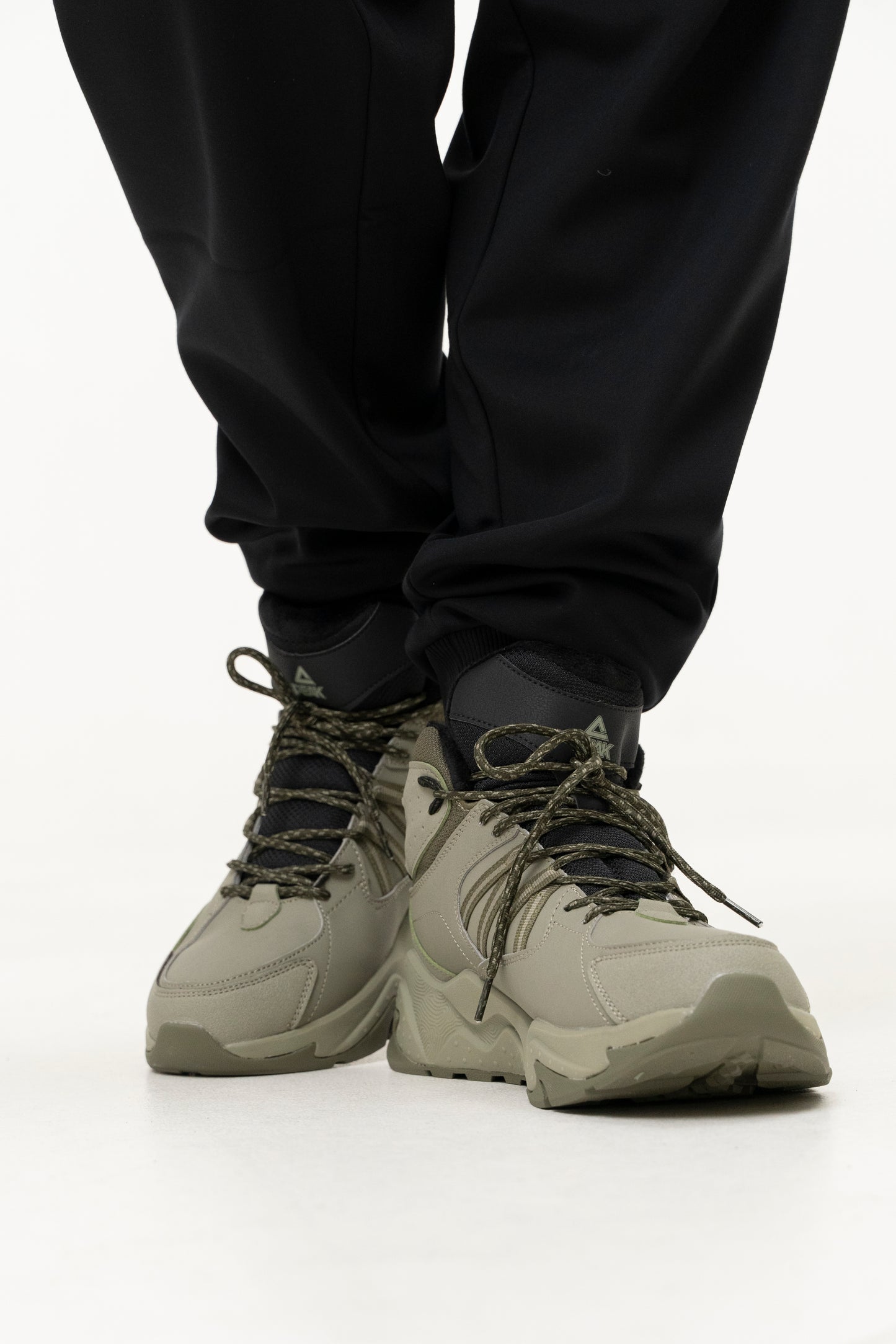 Adidași pentru bărbați Peak Casual ET44437M ash green