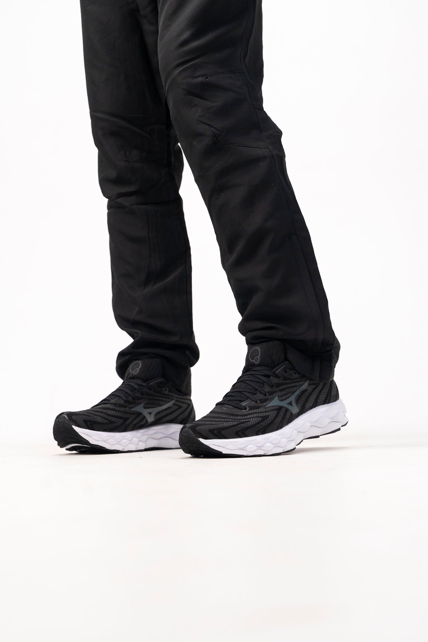 Adidași de alergare pentru bărbați Mizuno Wave Sky 8 J1GC2402 02