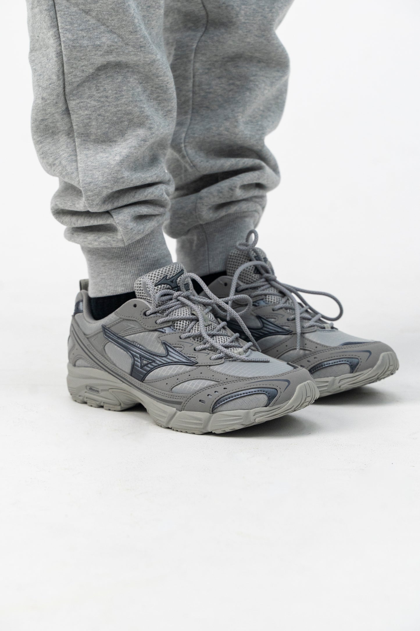 Adidași pentru bărbați casual Mizuno MXR Tech D1GA2468 03