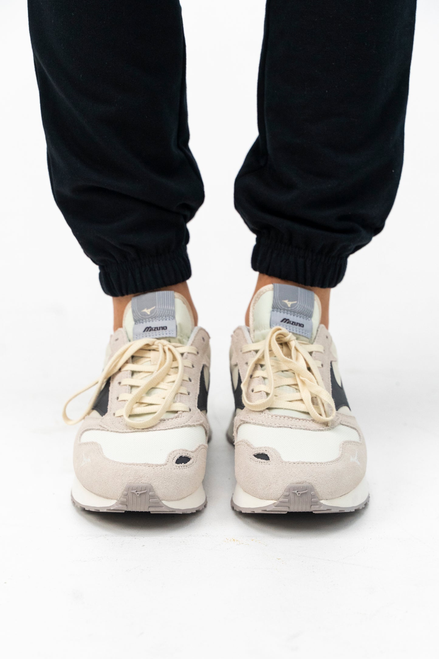 Кроссовки женские casual Mizuno RB87 D1GA2352 16