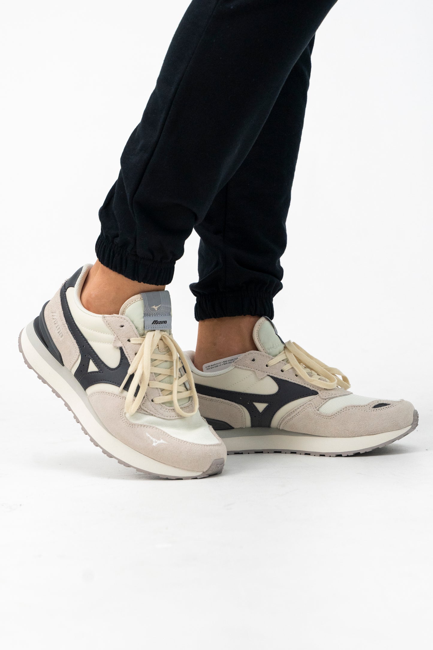 Кроссовки женские casual Mizuno RB87 D1GA2352 16