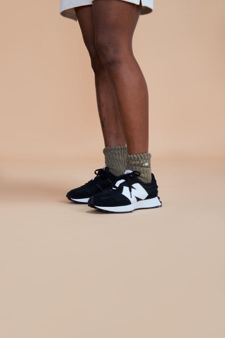 Кроссовки женские New Balance casual MS327CBW