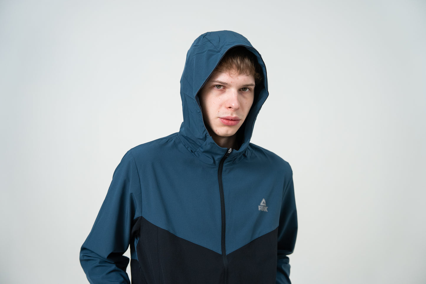 Jachetă de alergare pentru bărbați Peak FW2253021 blue