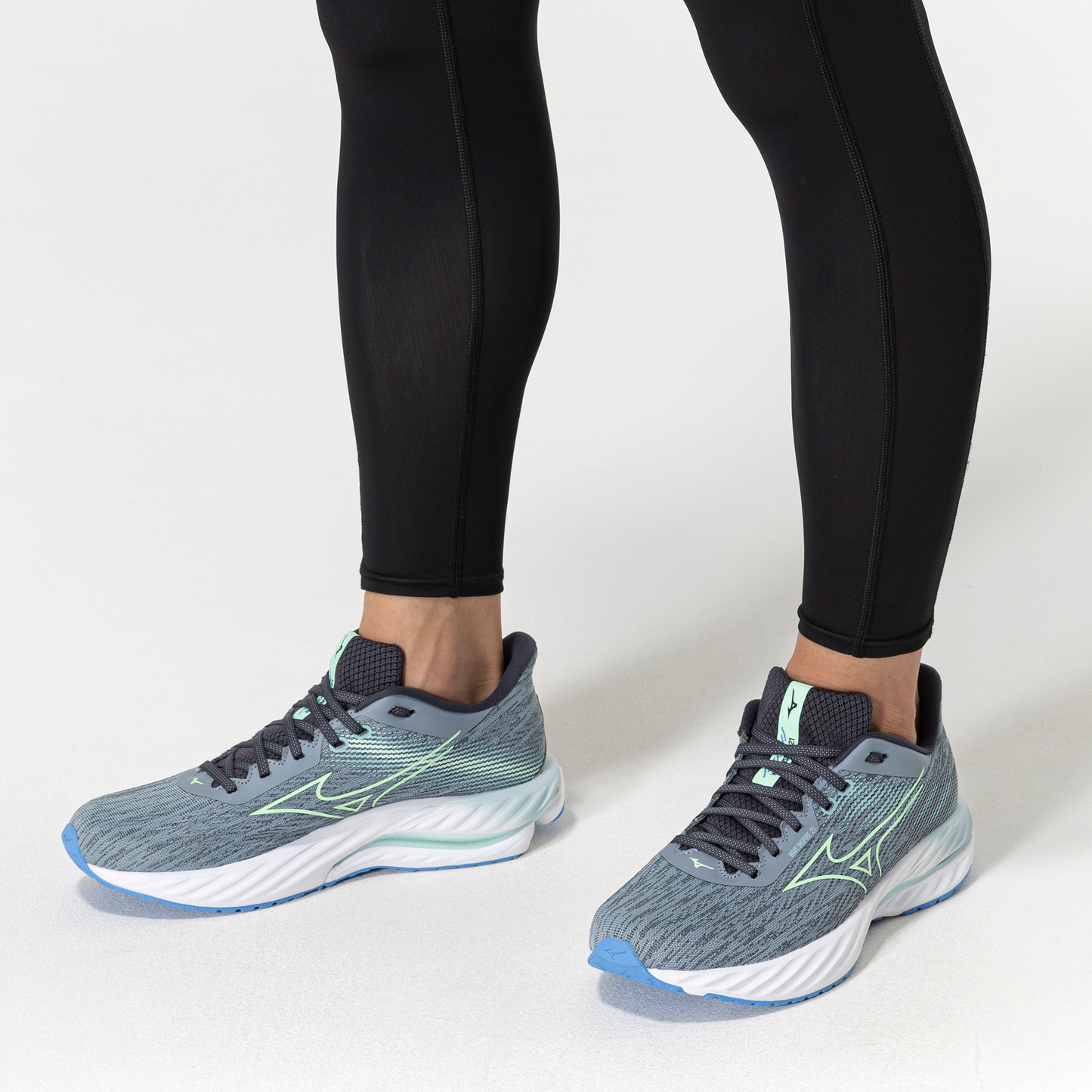 Кроссовки мужские для бега Mizuno WAVE INSPIRE 21 J1GC2544 01