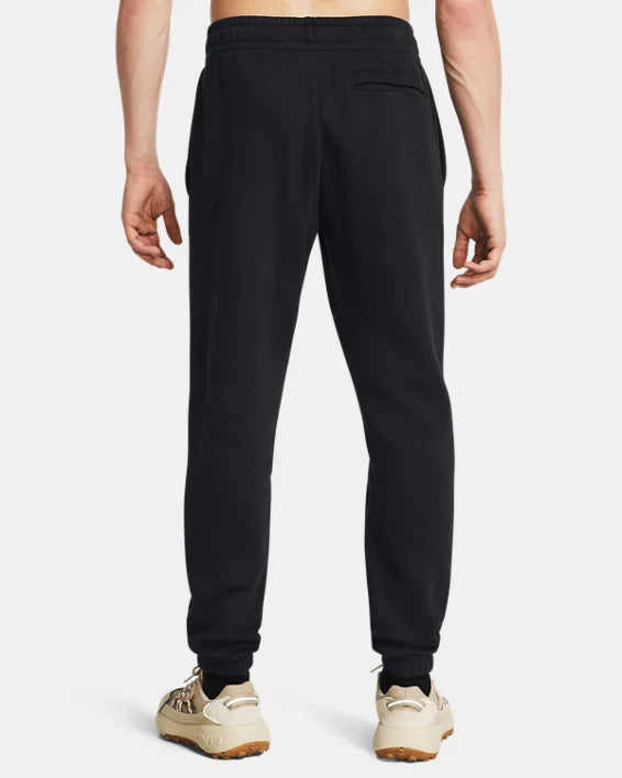 Joggeri pentru bărbați Under Armour Essential Fleece 1373882-001