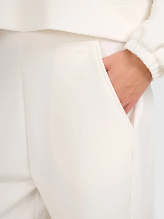 Женские джоггеры 4F F1180 4FWAW25TTROF1180 off white