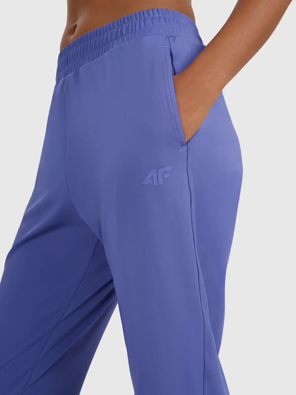 Pantaloni sport pentru femei 4F F0934 4FWAW25TFTRF0934 navy