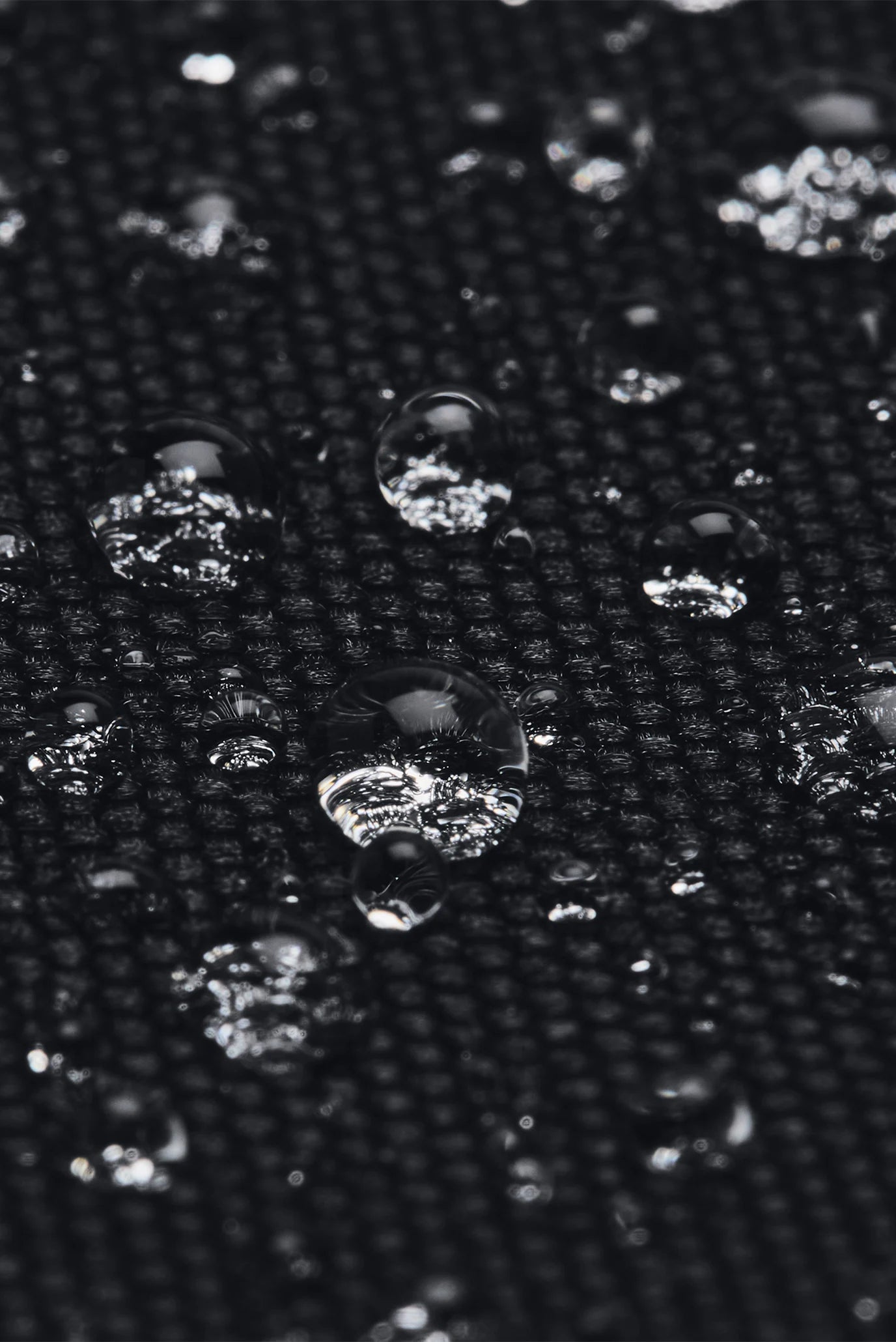 Сумка Under Armour Contain Travel Kit-BLK 1381922-001