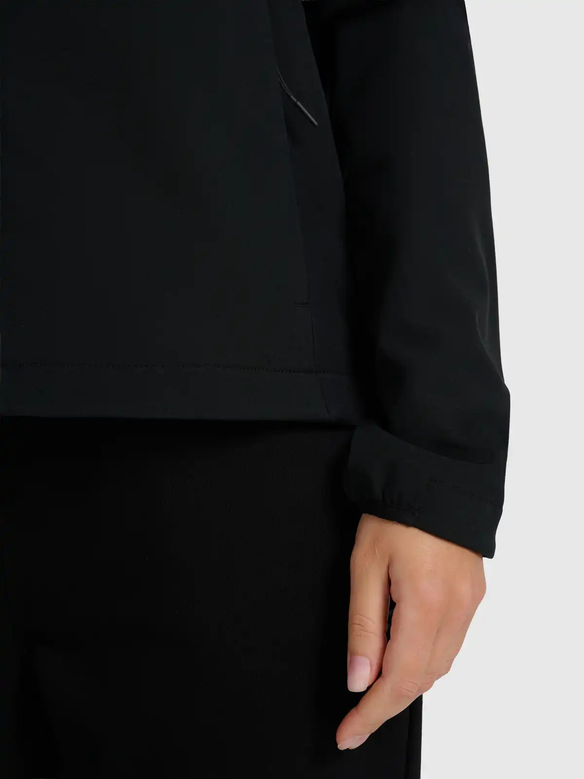 Jacheta rezistentă la vânt pentru femei  4F F359 4FWAW25TSOFF359 deep black