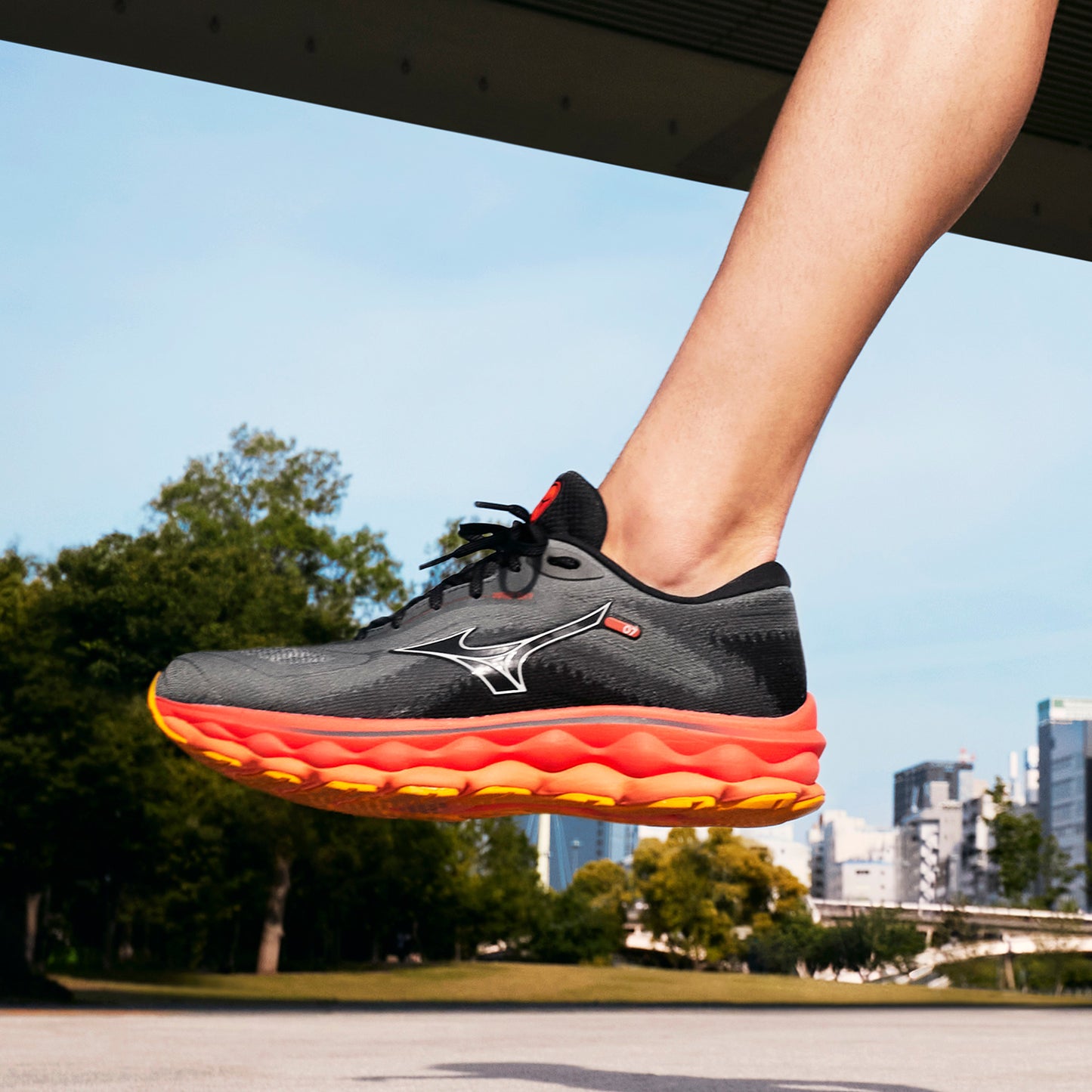 Кроссовки мужские для бега Mizuno WAVE SKY 7 J1GC2302 51