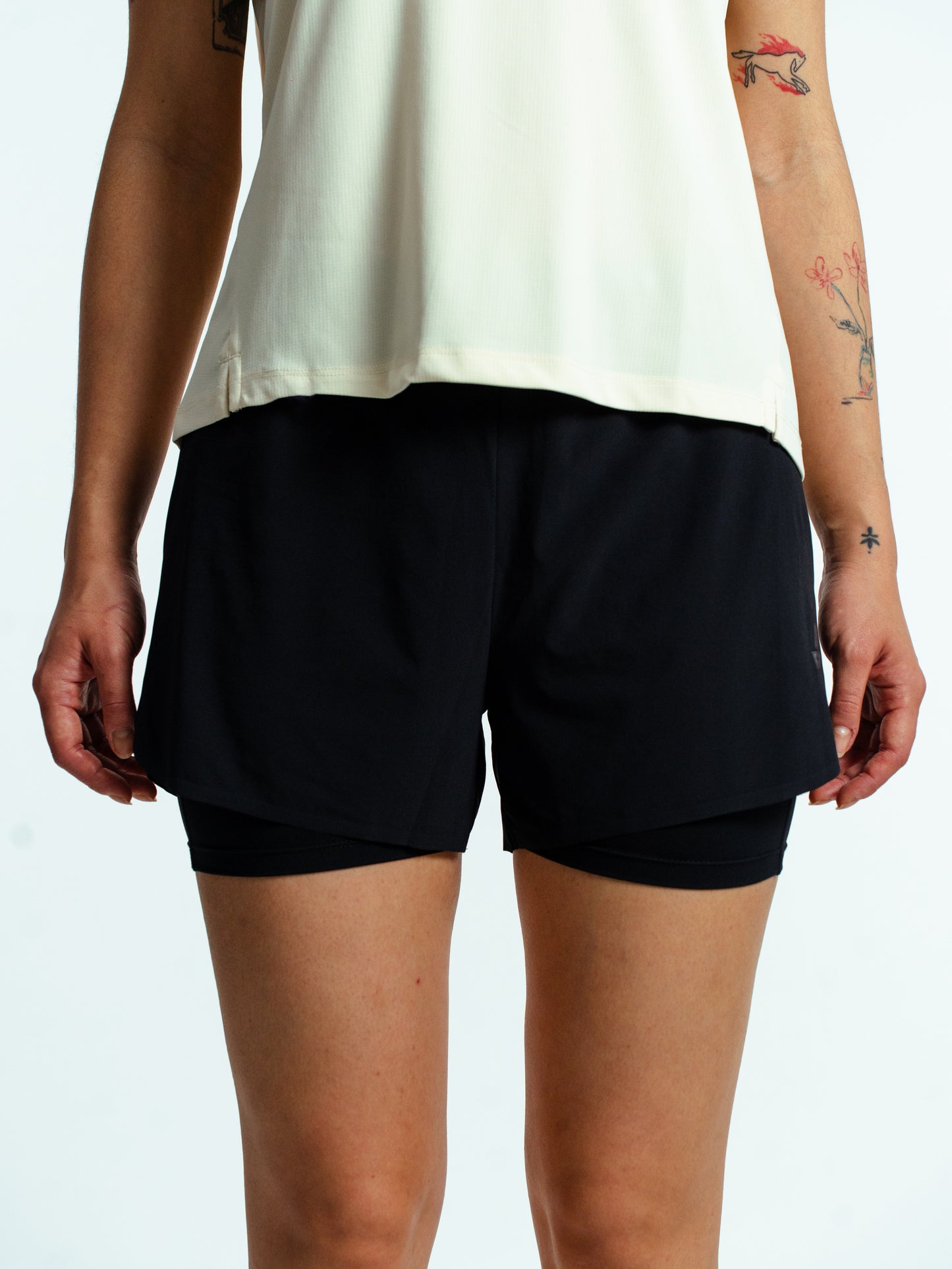 Pantaloni scurți de alergare pentru bărbați Peak FW3250042 black