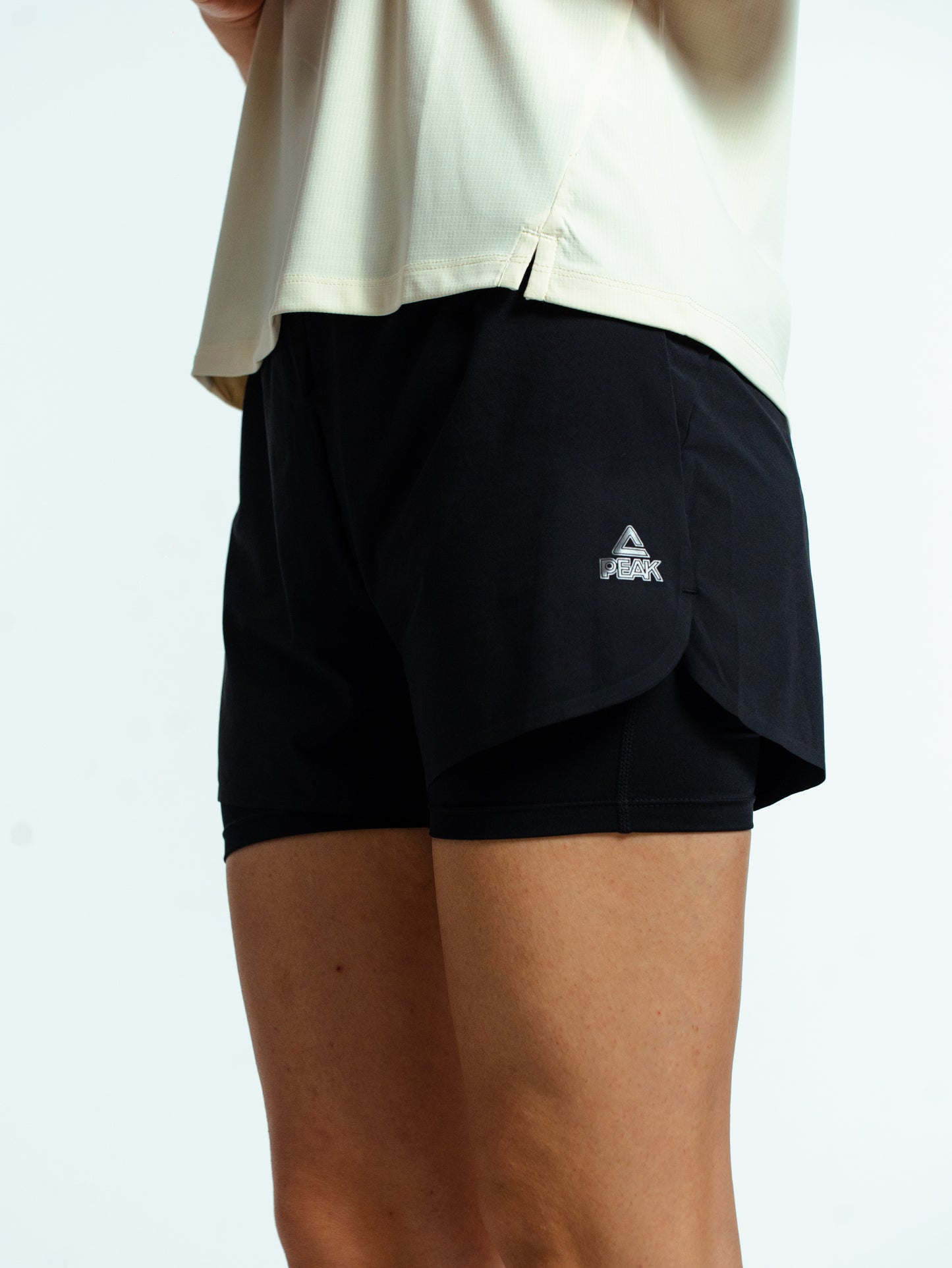 Pantaloni scurți de alergare pentru bărbați Peak FW3250042 black