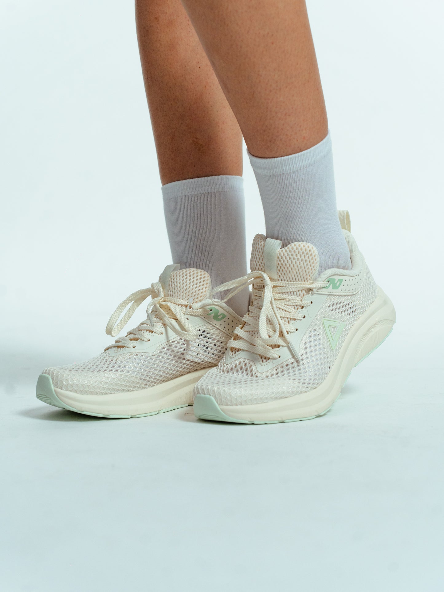 Кроссовки женские Casual Peak EXT52698J canvas white