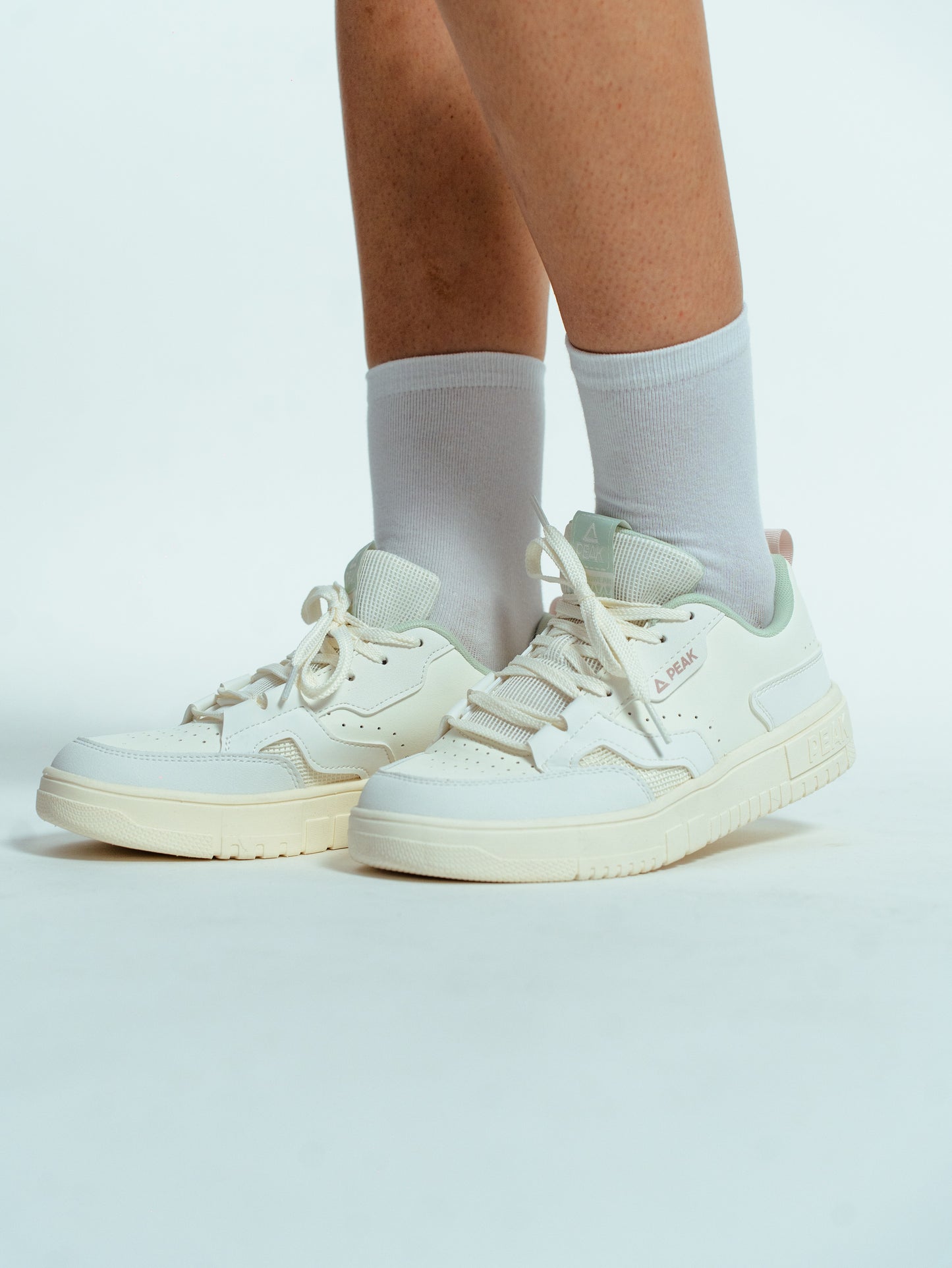 Кроссовки женские Peak Casual EX252348B white/green