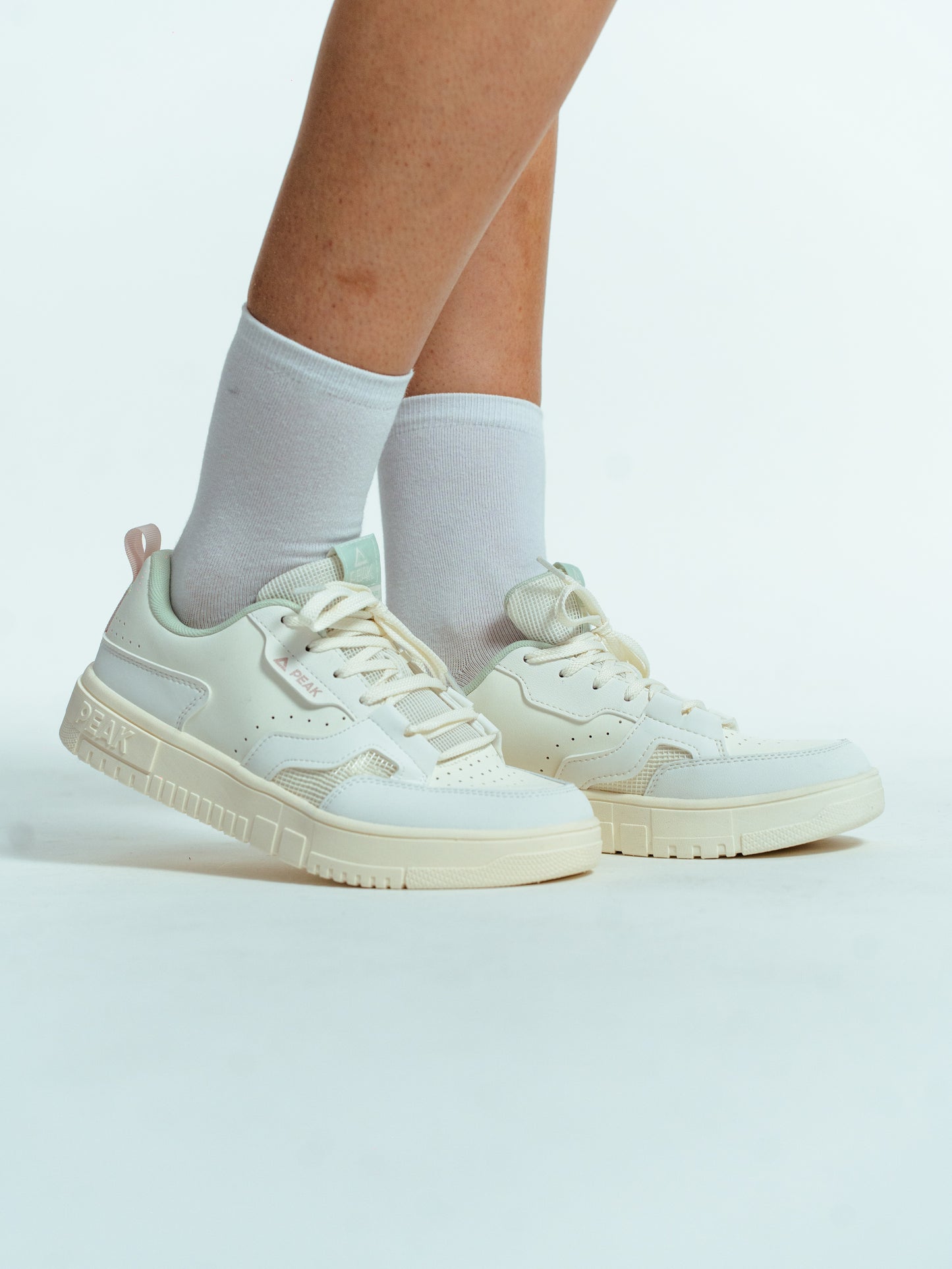 Кроссовки женские Peak Casual EX252348B white/green