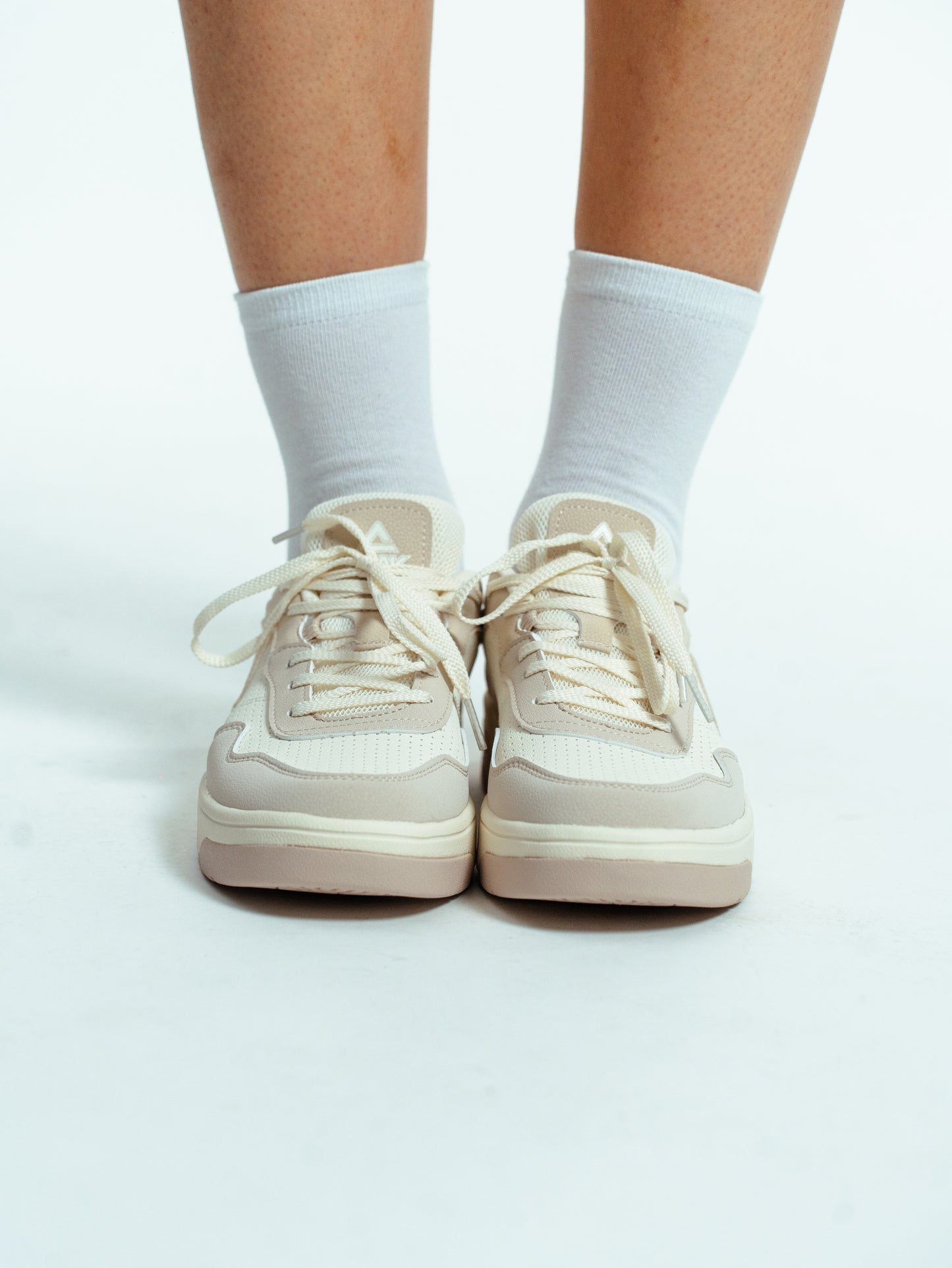 Кроссовки женские Peak Casual EXT52368B yellow/white