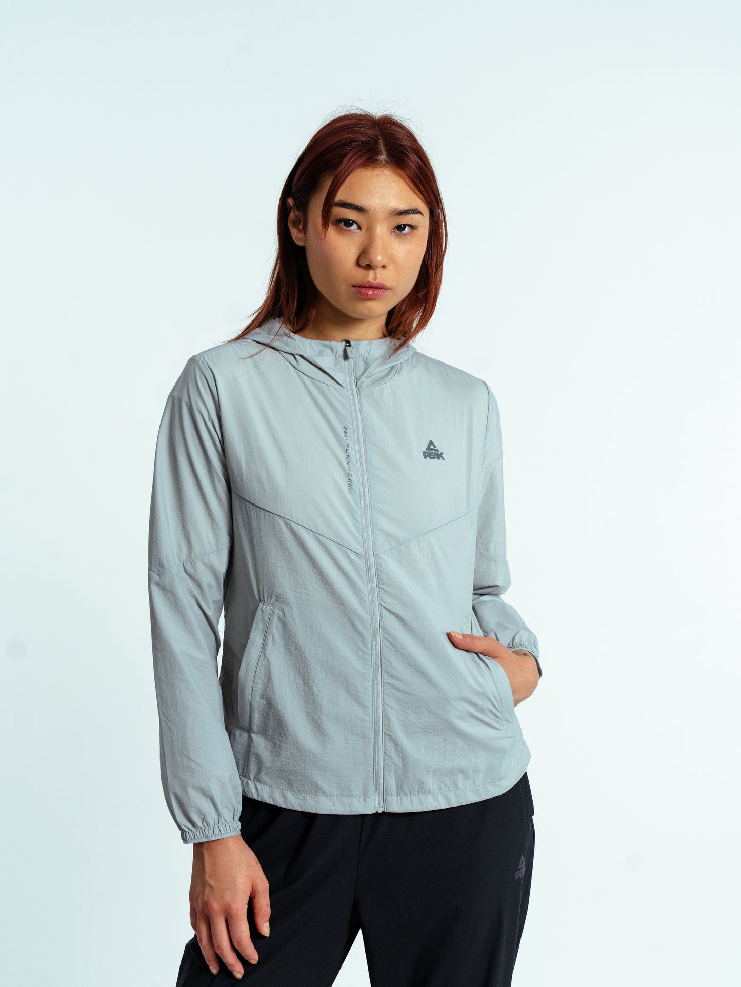 Женская куртка для бега Peak FW2252192 lt.grey