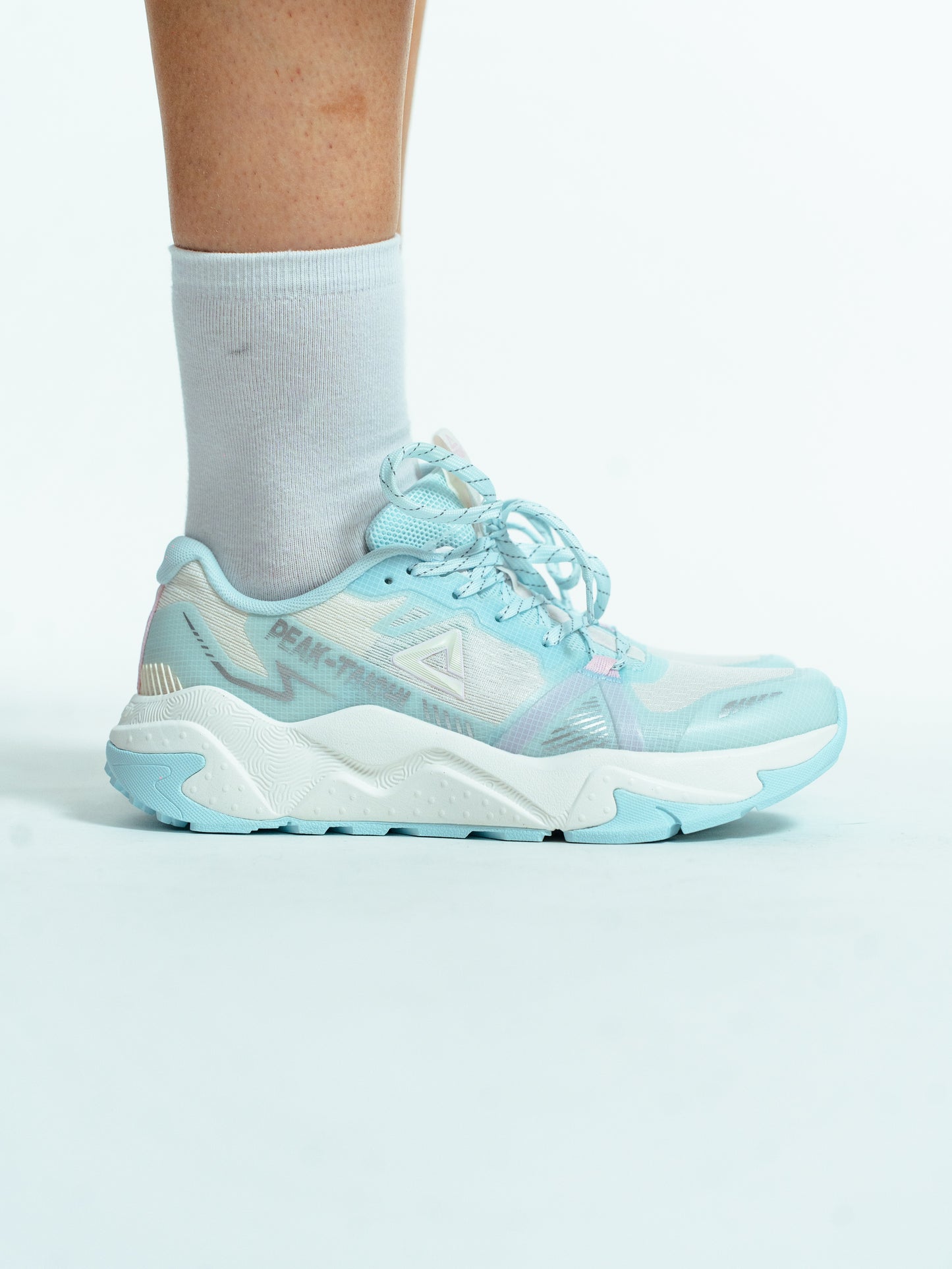 Кроссовки женские Peak Casual EXT52778G princess blue