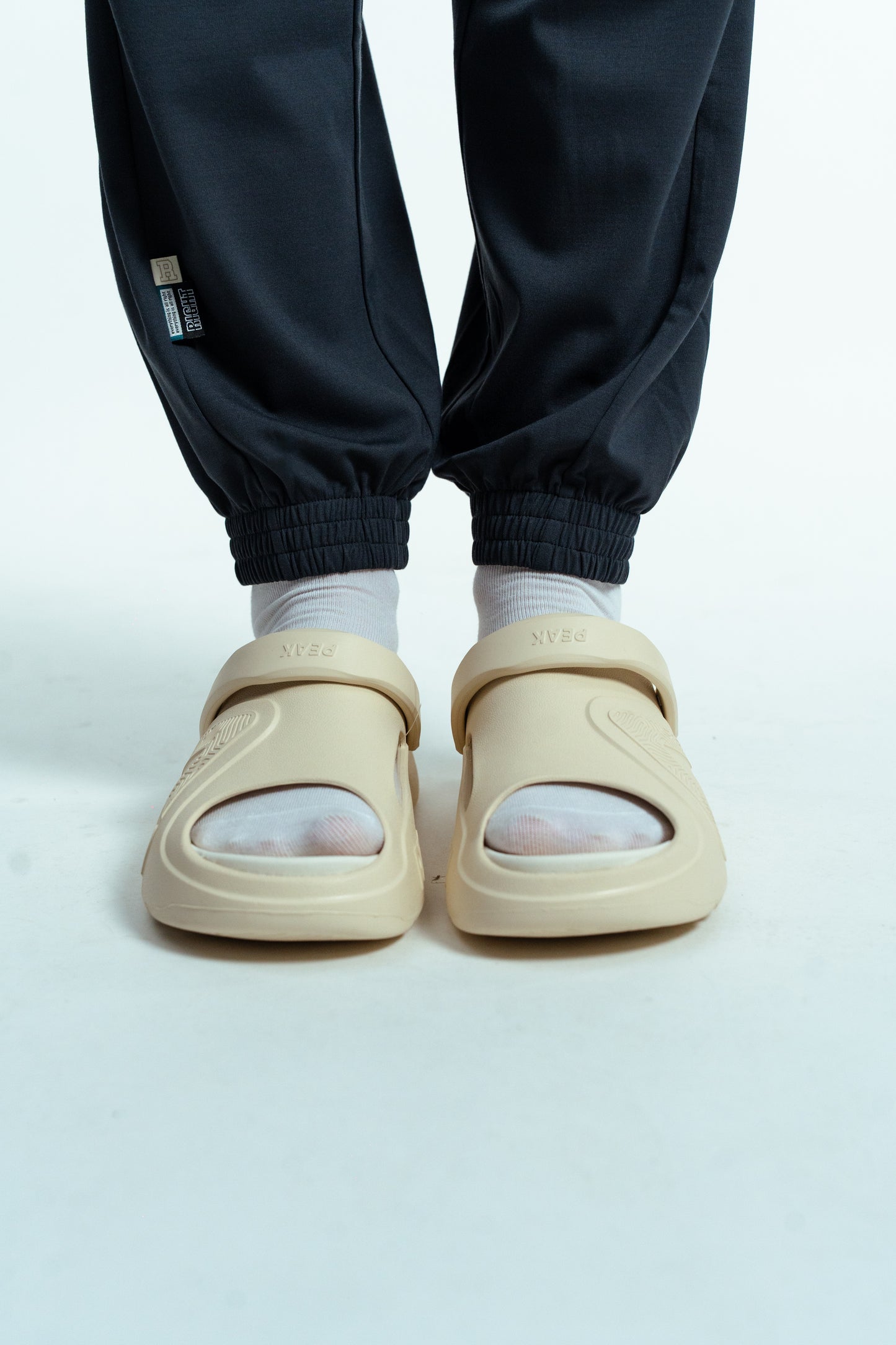 Мужские шлёпанцы Peak EXT52557L bean khaki