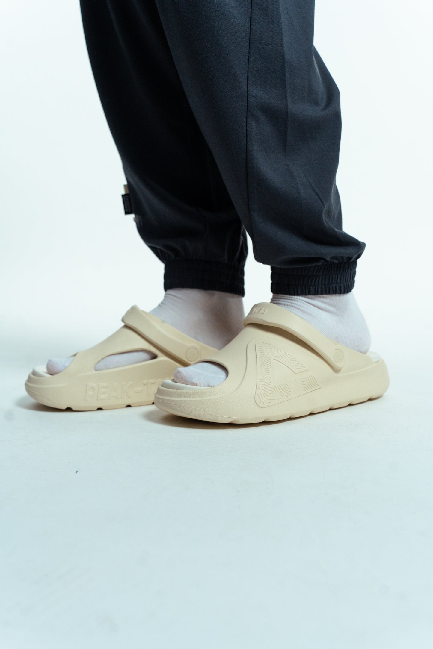 Мужские шлёпанцы Peak EXT52557L bean khaki
