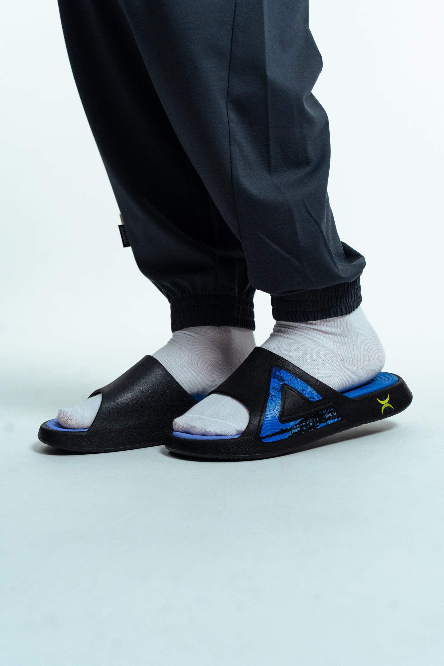 Șlapi pentru bărbați Peak ET51377L black/magic purple