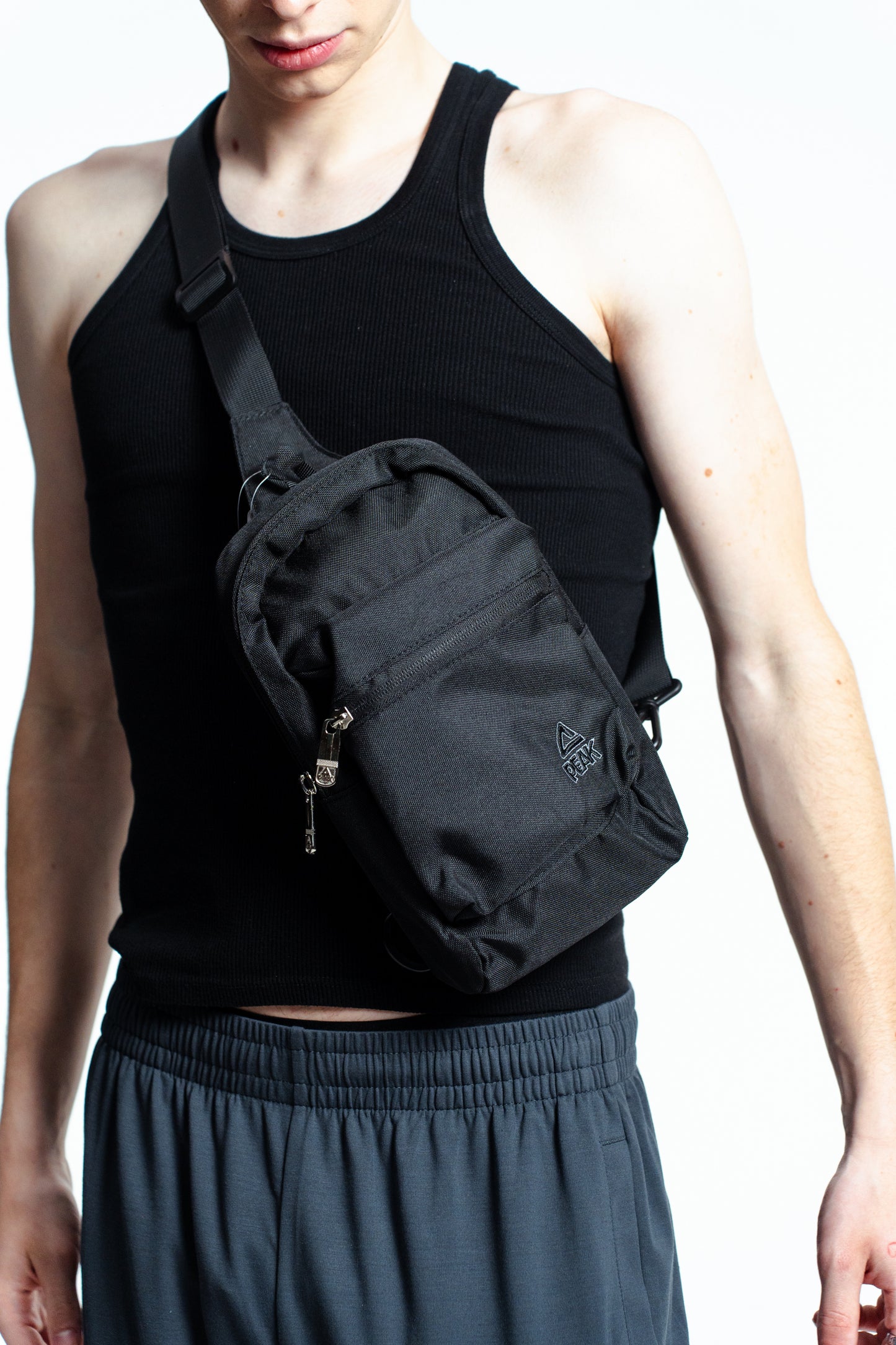 Сумка Peak B8252050 black