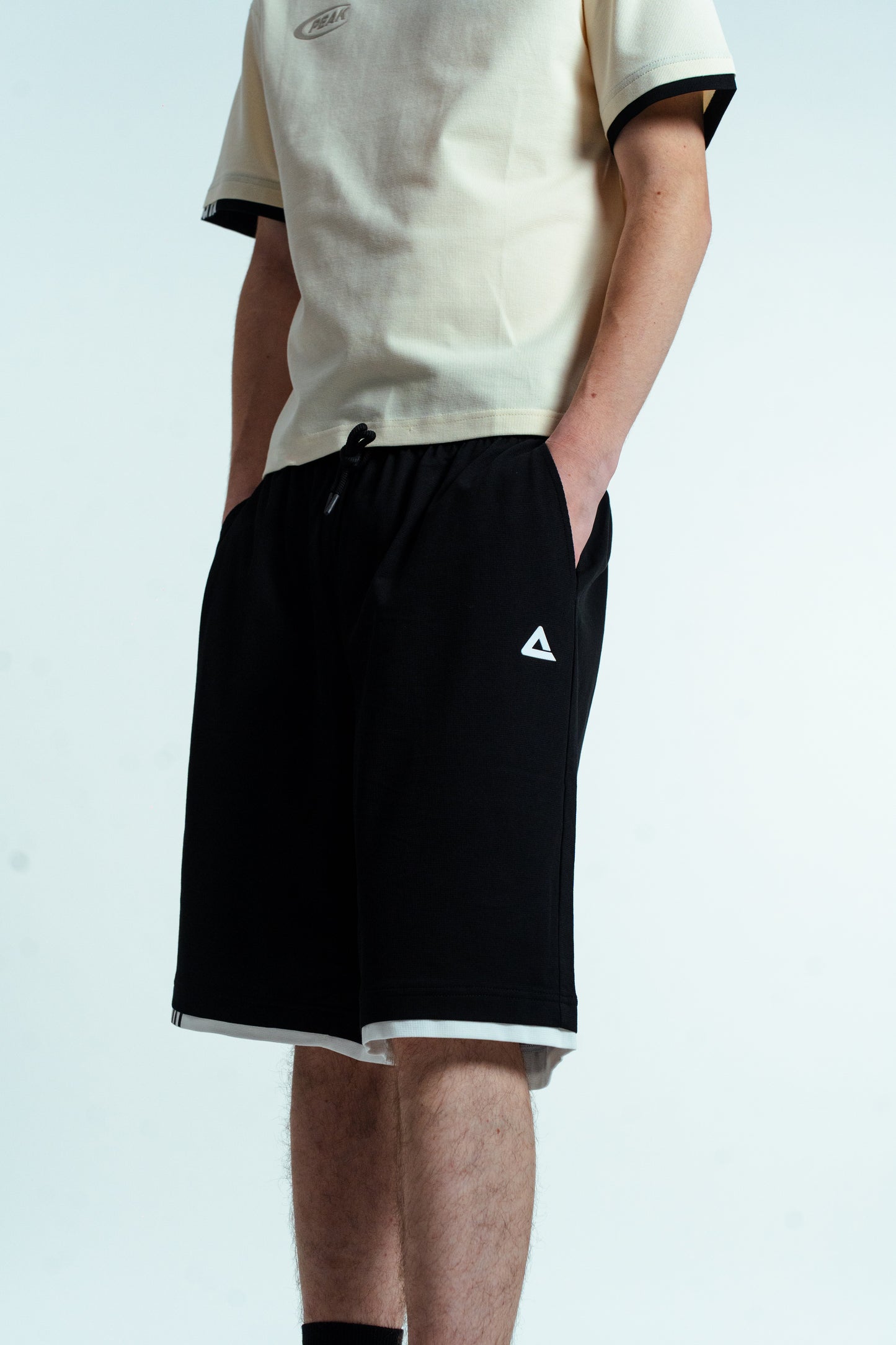 Мужские шорты casual Peak FW3252361 black