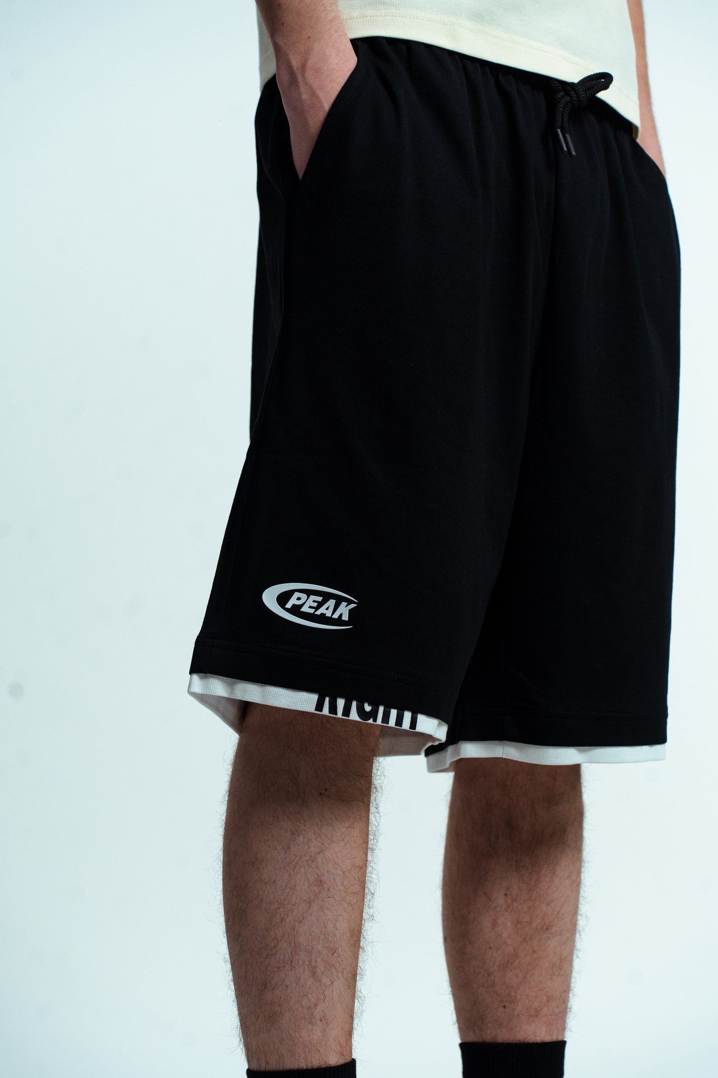 Мужские шорты casual Peak FW3252361 black