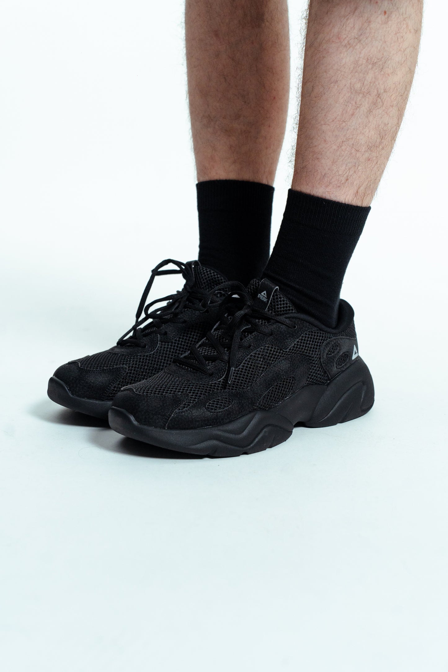 Кроссовки мужские Peak Casual EX252351E all black