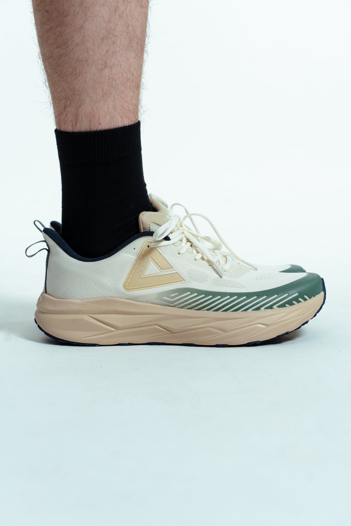 Кроссовки мужские для бега Peak EXT52187H white/green