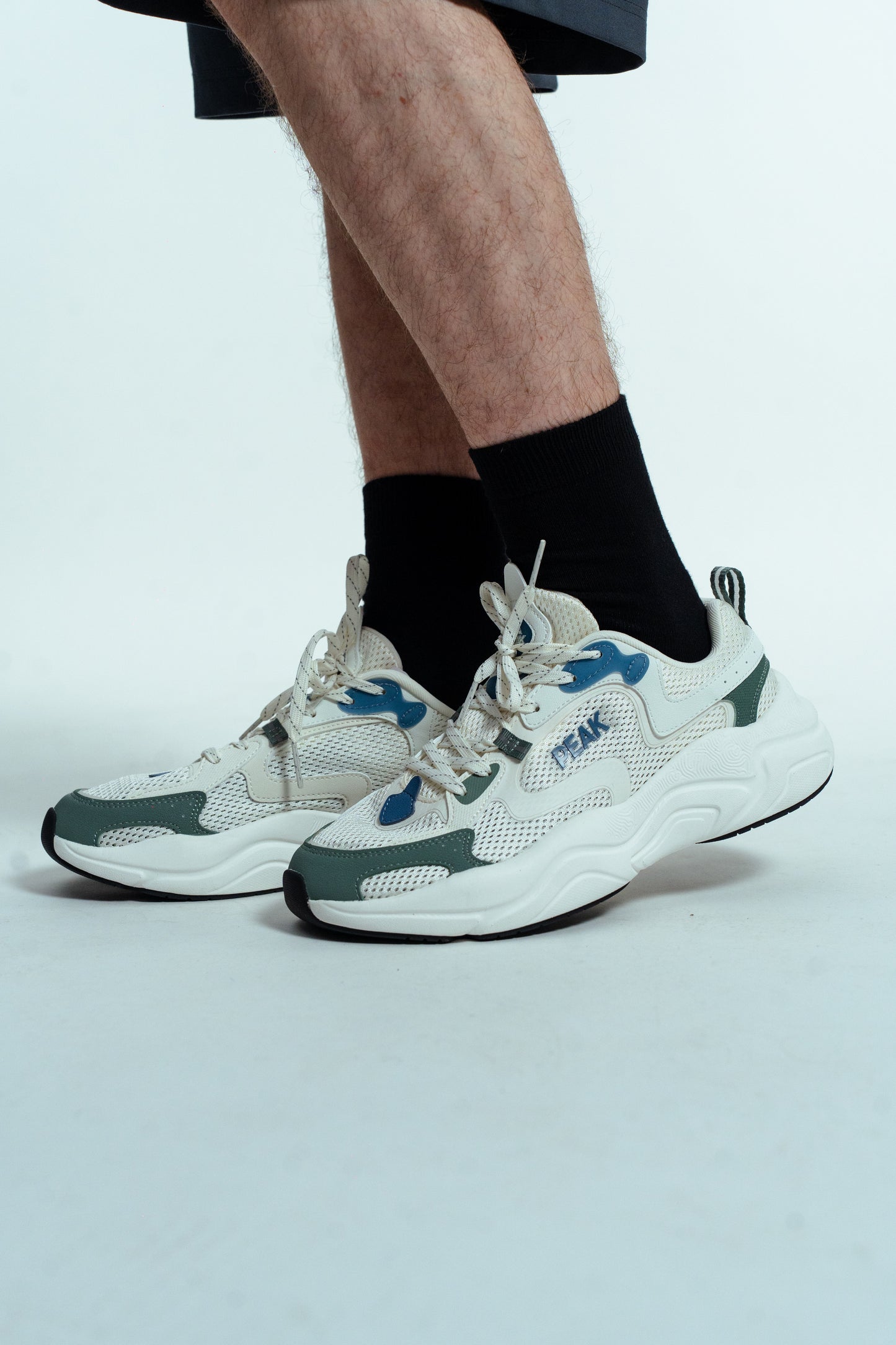 Кроссовки мужские Peak Casual EXT52417E white/green