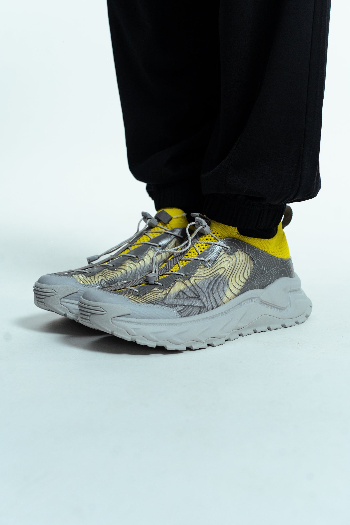 Кроссовки мужские Peak Casual EXT52501G ice grey